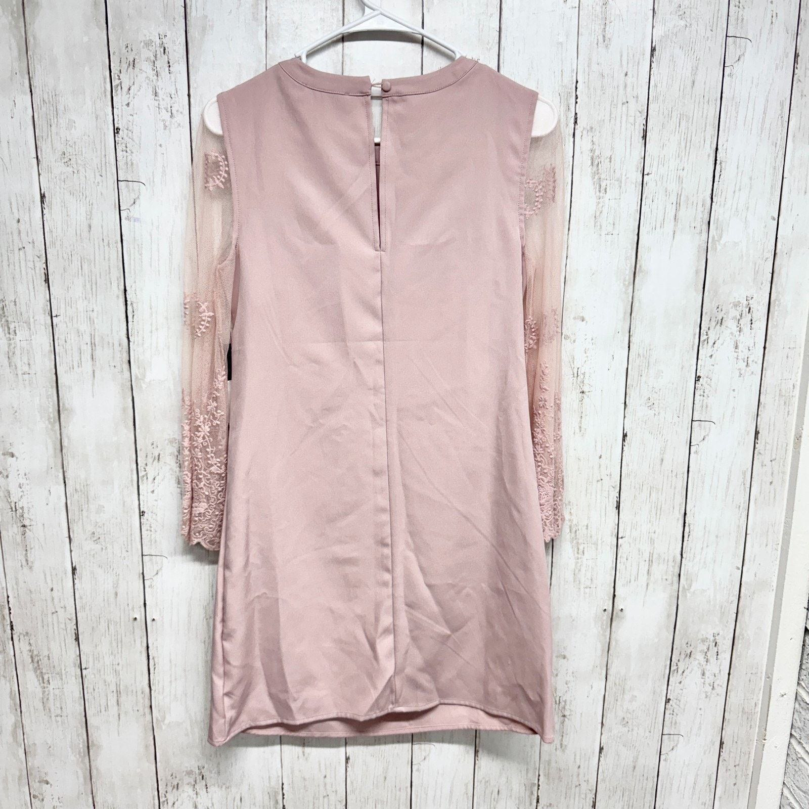 Other Lulus Dress XS Lace Long Sleeve Button Loop Closure Mini NWT Size XS / US 0-2 / IT 36-38 - 7 Thumbnail