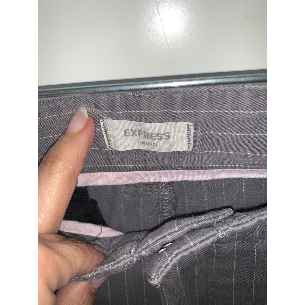 Express Express Women's Gray Pinstripe Wide-Leg Dress Pants Size 10 Size 32" / US 10 / IT 46 - 2 Thumbnail