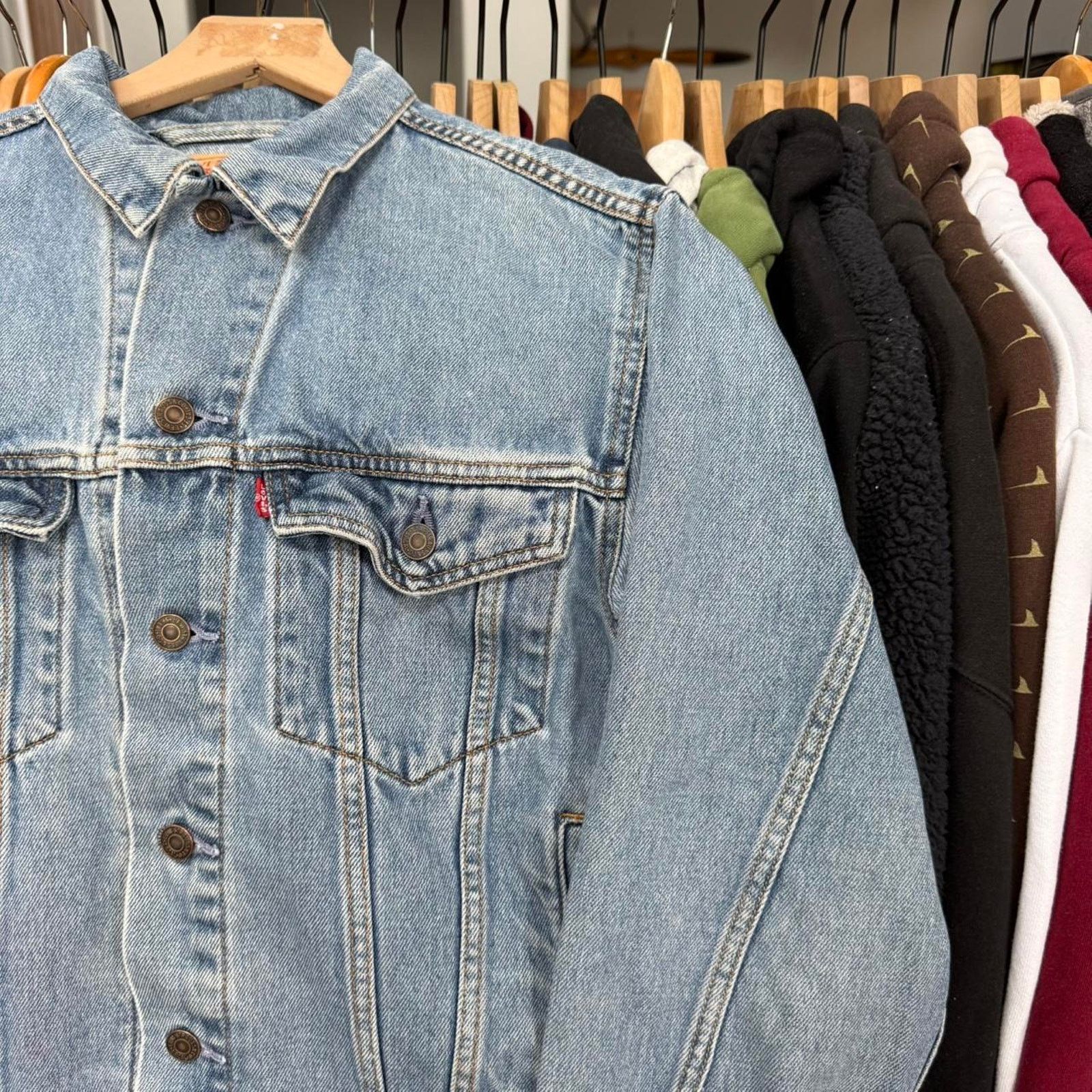 Levi's Vintage 2004 Levi's Standard Deneim Trucker Jacket Racing Size US S / EU 44-46 / 1 - 4 Thumbnail