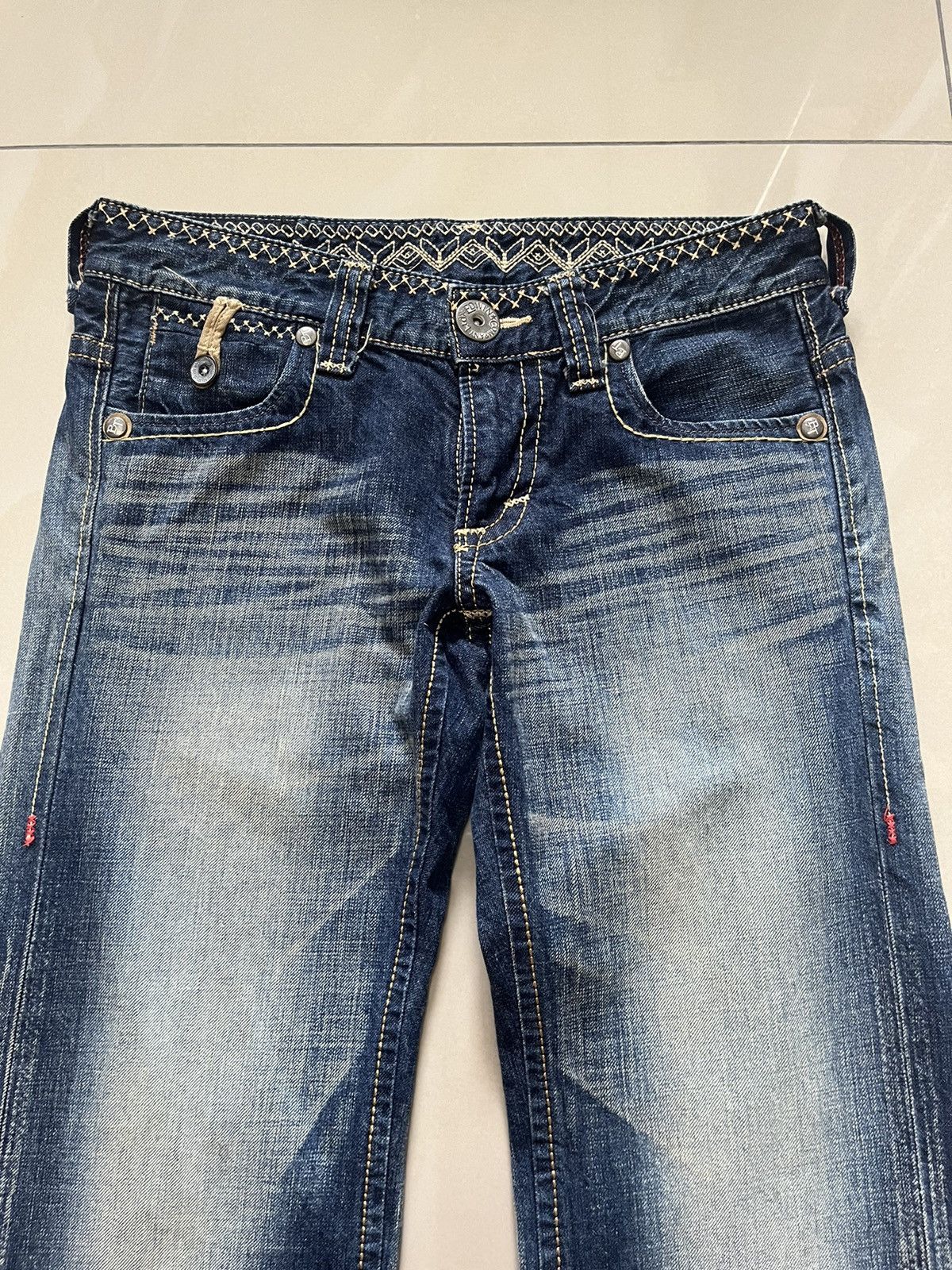 Edwin Flare Jeans Edwin blue trip distressed faded low rise F1 Size US 31 - 4 Thumbnail