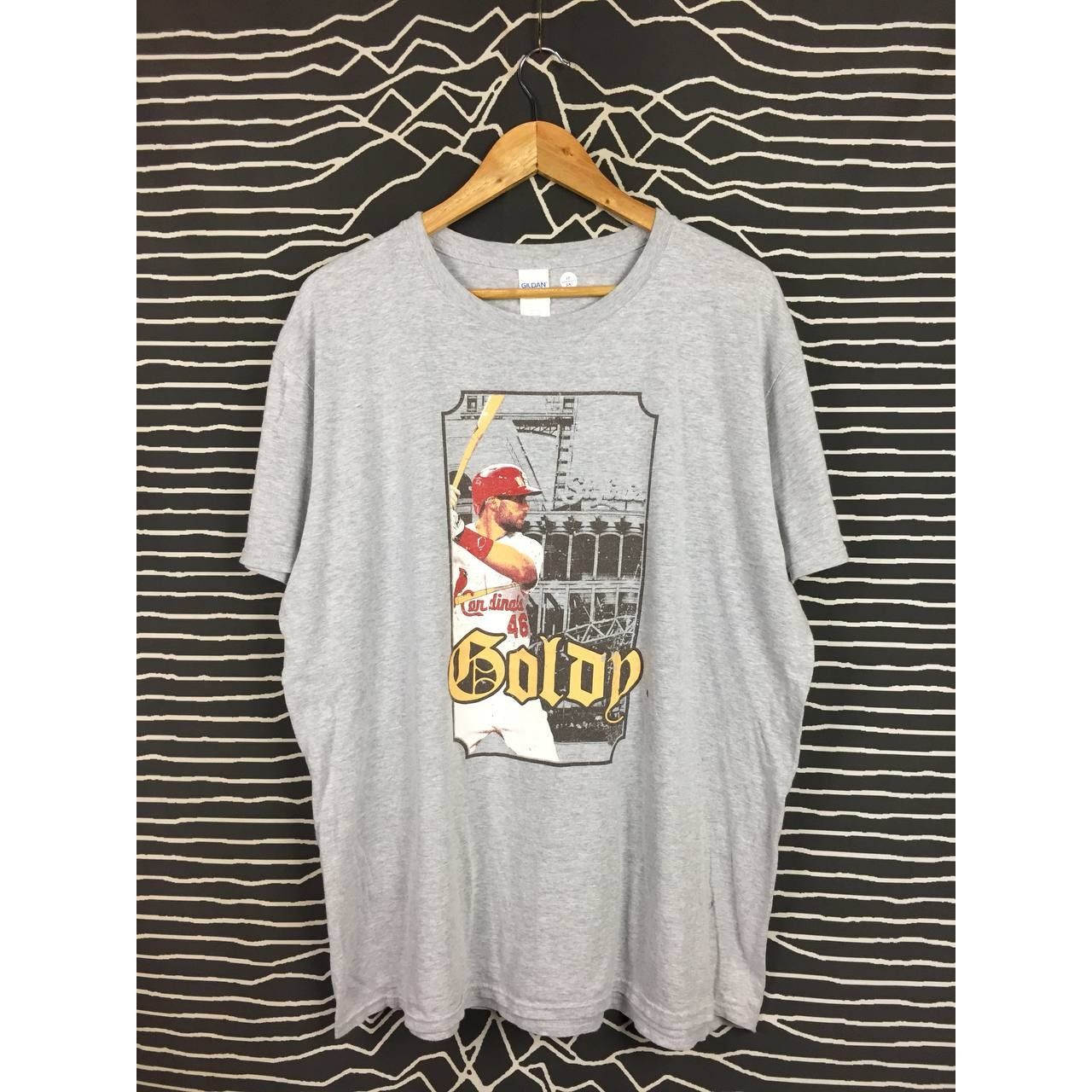 Gildan × MLB St. Louis Cardinals MLB Paul Goldschmidt Goldy Baseball Tee Size US XL / EU 56 / 4 - 1 Thumbnail