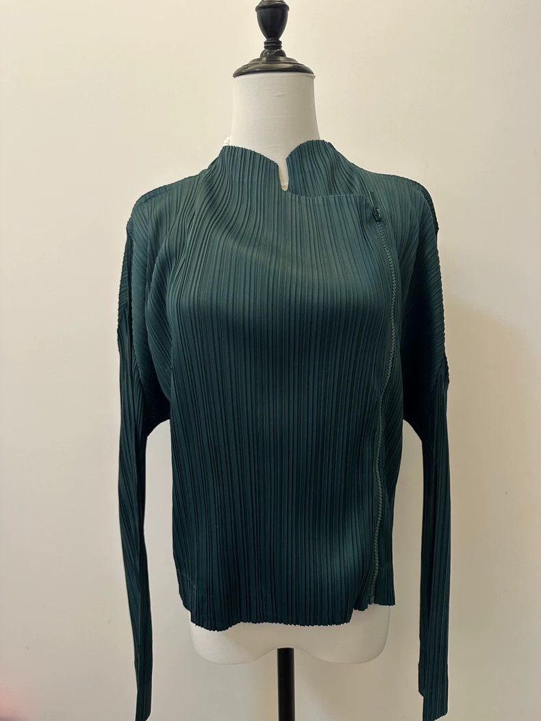 Issey Miyake Issey Miyake size:2 Green pleated coat Size M / US 6-8 / IT 42-44 - 5 Thumbnail