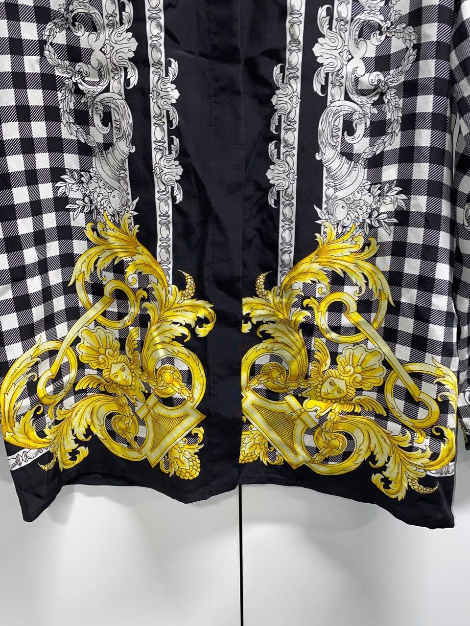 Versace Versace Medusa Gold Chain Silk Shirt Size US S / EU 44-46 / 1 - 4 Thumbnail