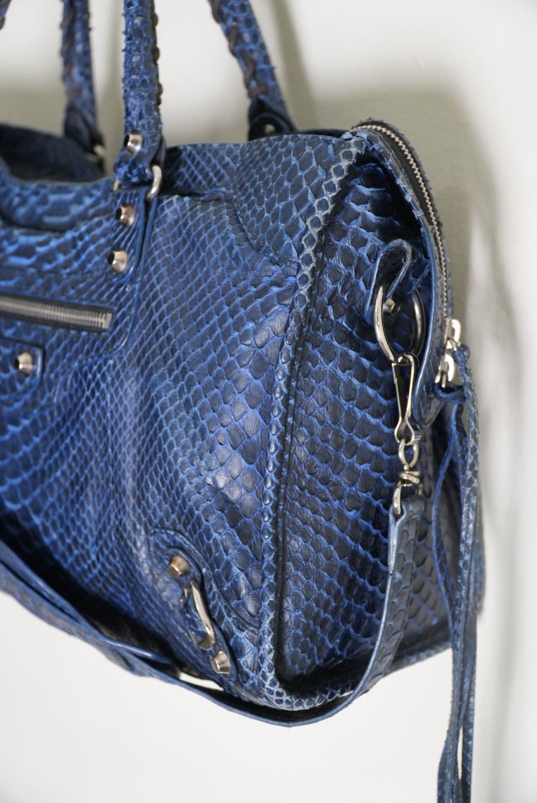 Balenciaga RARE Balenciga 2000’s Blue Python City Bag Size ONE SIZE - 6 Thumbnail