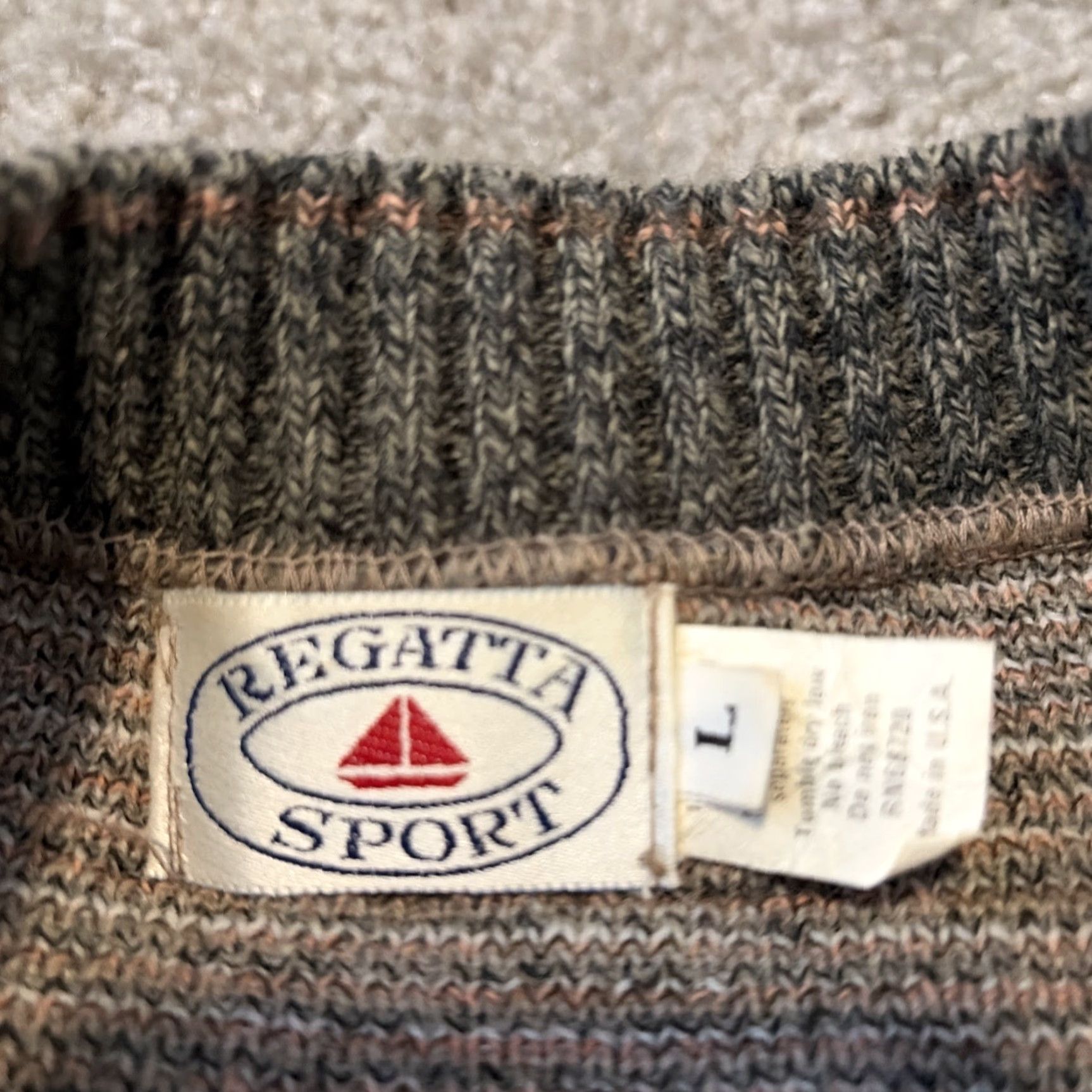 Vintage VINTAGE Regatta Sport Acrylic Knit Argyle Grey Sweater L Mens Size US L / EU 52-54 / 3 - 5 Thumbnail