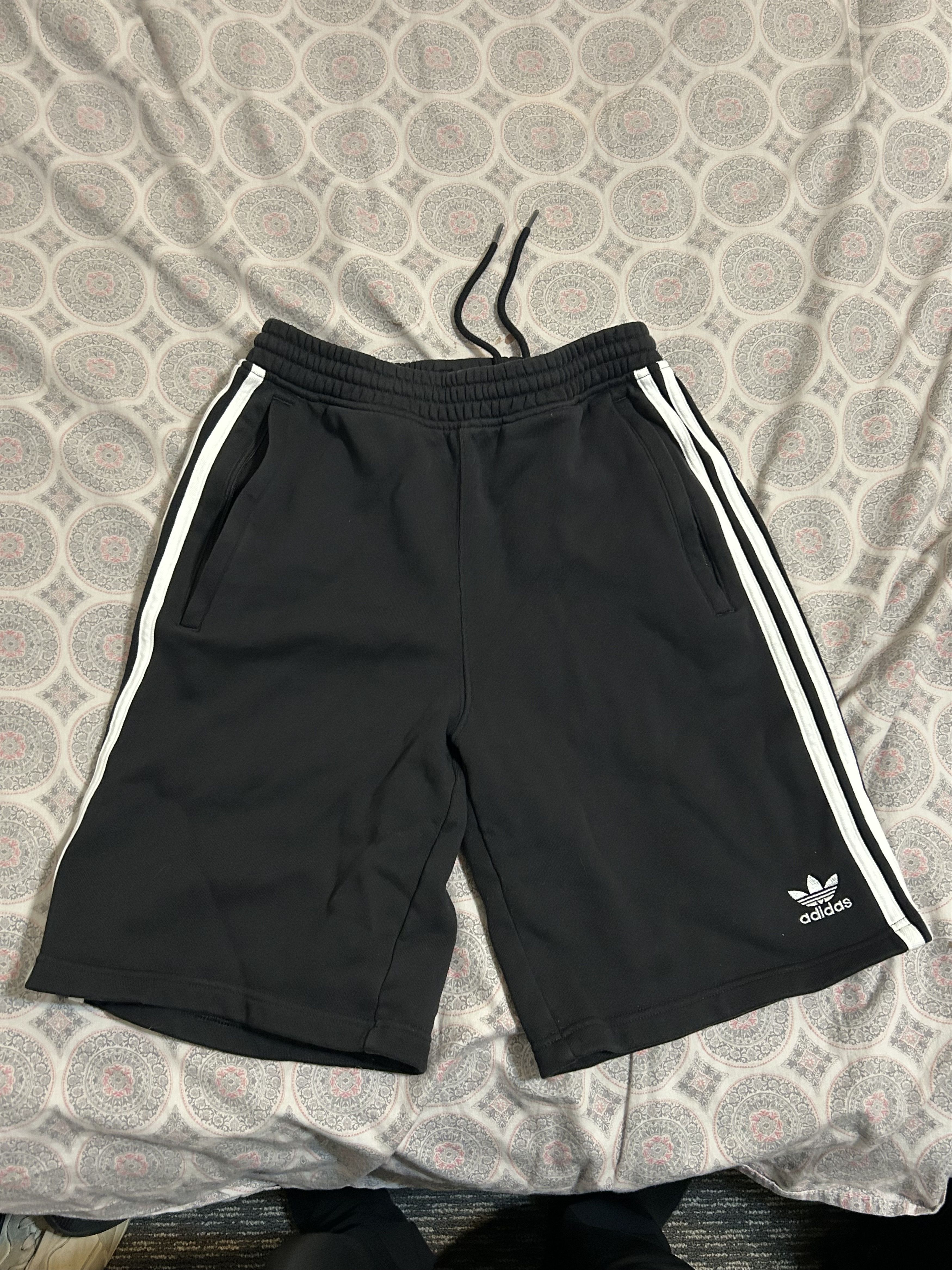 Adidas Adidas Adicolor 3-STRIPES SHORTS Size 30" / US 8 / IT 44 - 1 Thumbnail