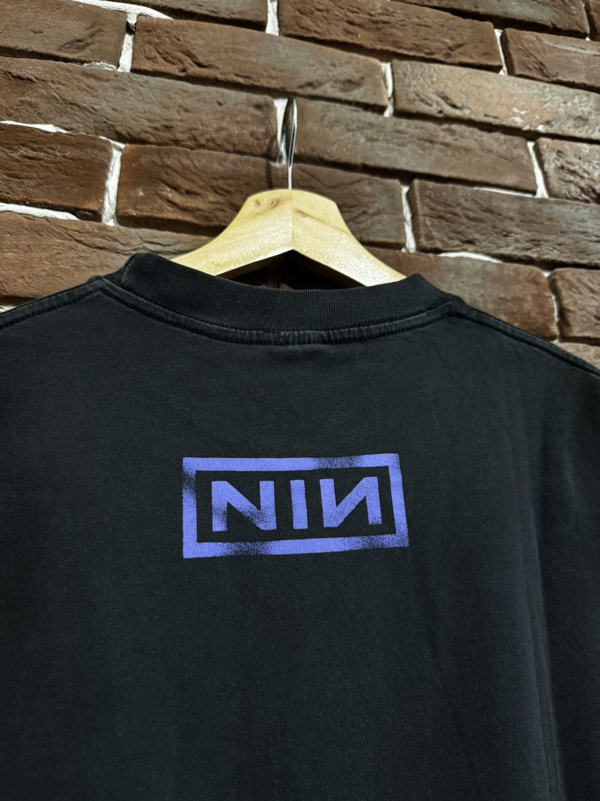 Band Tees Vintage 90s Nine Inch Nails Fragile Rock Band Rare Tshirt Size US L / EU 52-54 / 3 - 7 Thumbnail