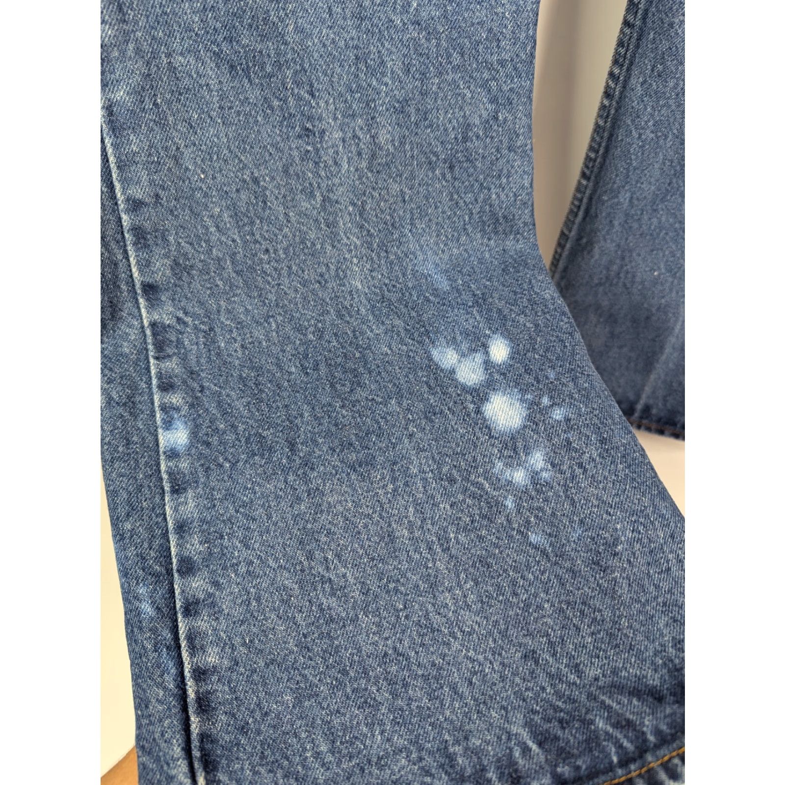Levi's VINTAGE Levi's 517 Jeans Orange Tab Blue 38x32 Bootcut Denim 20517 0217 Distressed 80s USA Men Jeans Style: Bootcut, 5-Pocket, Classic Fit Size US 38 / EU 54 - 2 Thumbnail