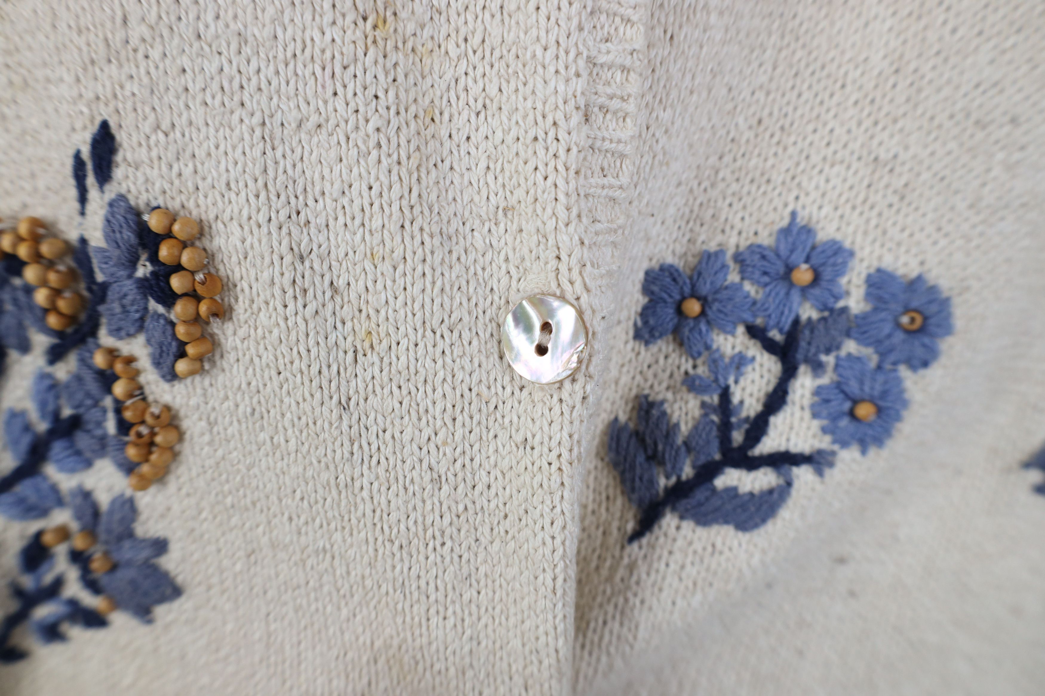 Vintage Vintage 90s Streetwear Flower Silk Blend Knit Sweater Size L / US 10 / IT 46 - 11 Thumbnail