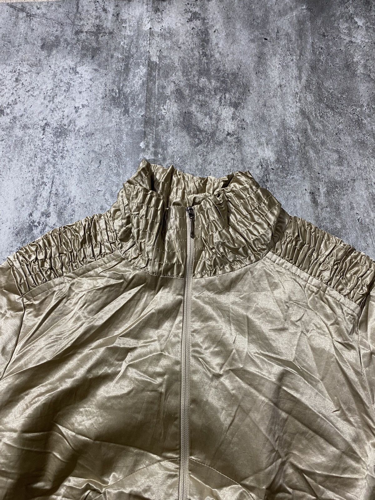 Designer × Neil Barrett × Puma Neil Barrett X Puma Ruffle Accented Windbreaker Size S / US 4 / IT 40 - 7 Thumbnail