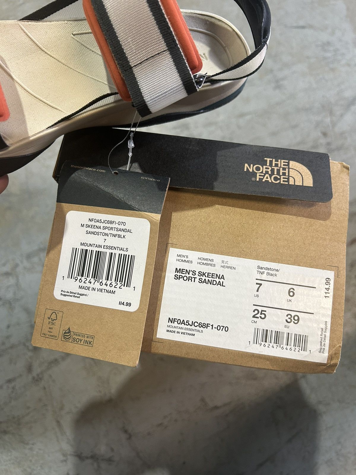 The North Face THE NORTH FACE MENS SKEENA SPORT SANDAL SIZE US 7 Size US 7 / EU 40 - 6 Thumbnail