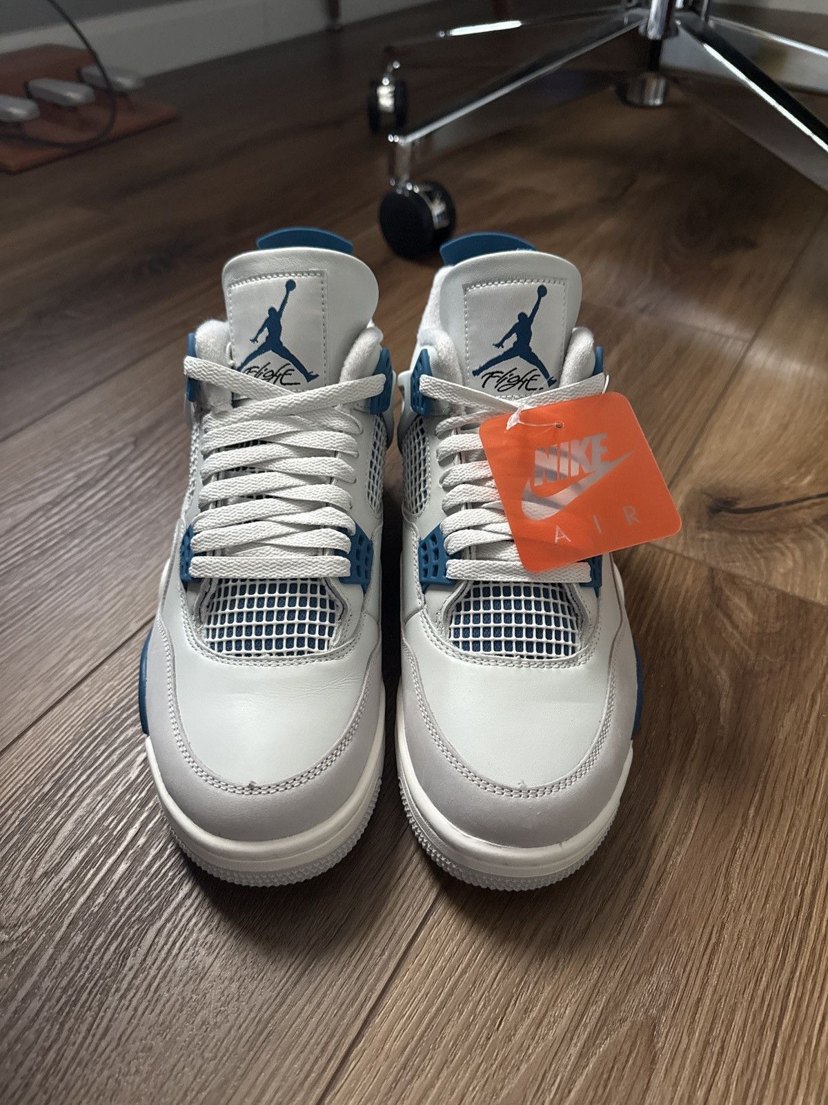 Nike Jordan 4 Military Size US 9 / EU 42 - 3 Thumbnail
