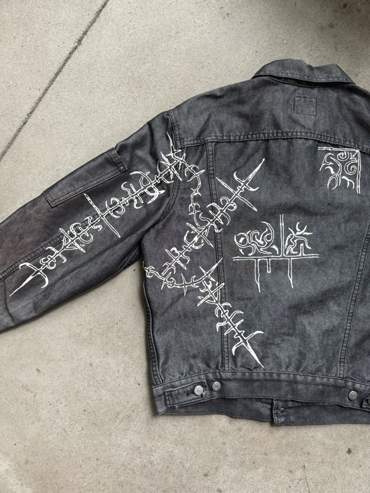 Levi's Vintage black denim jacket silvertab tattoo Size US L / EU 52-54 / 3 - 5 Thumbnail