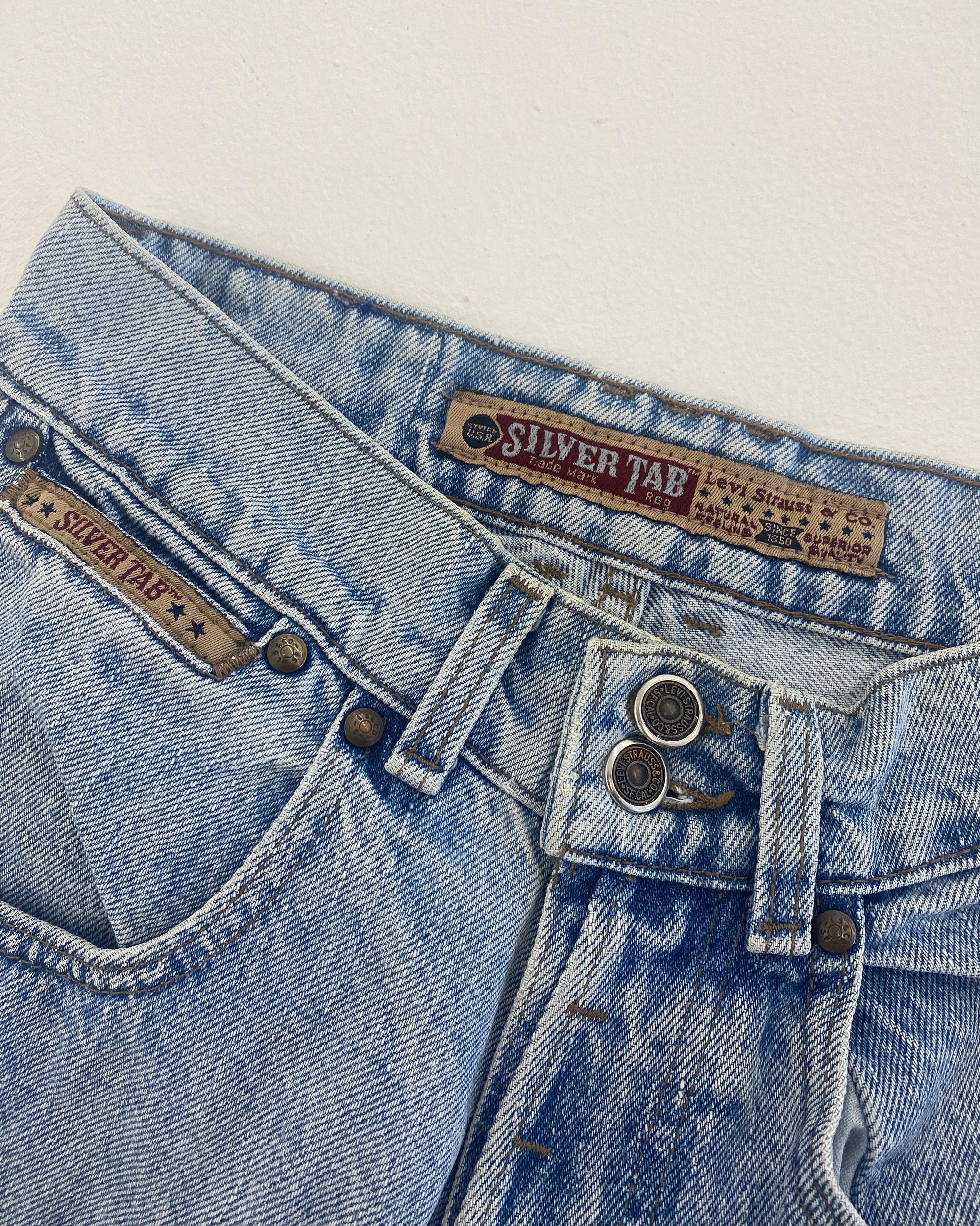 Levi's 1980s Silver Tab USA Denim Shorts Size 28" / US 6 / IT 42 - 3 Thumbnail
