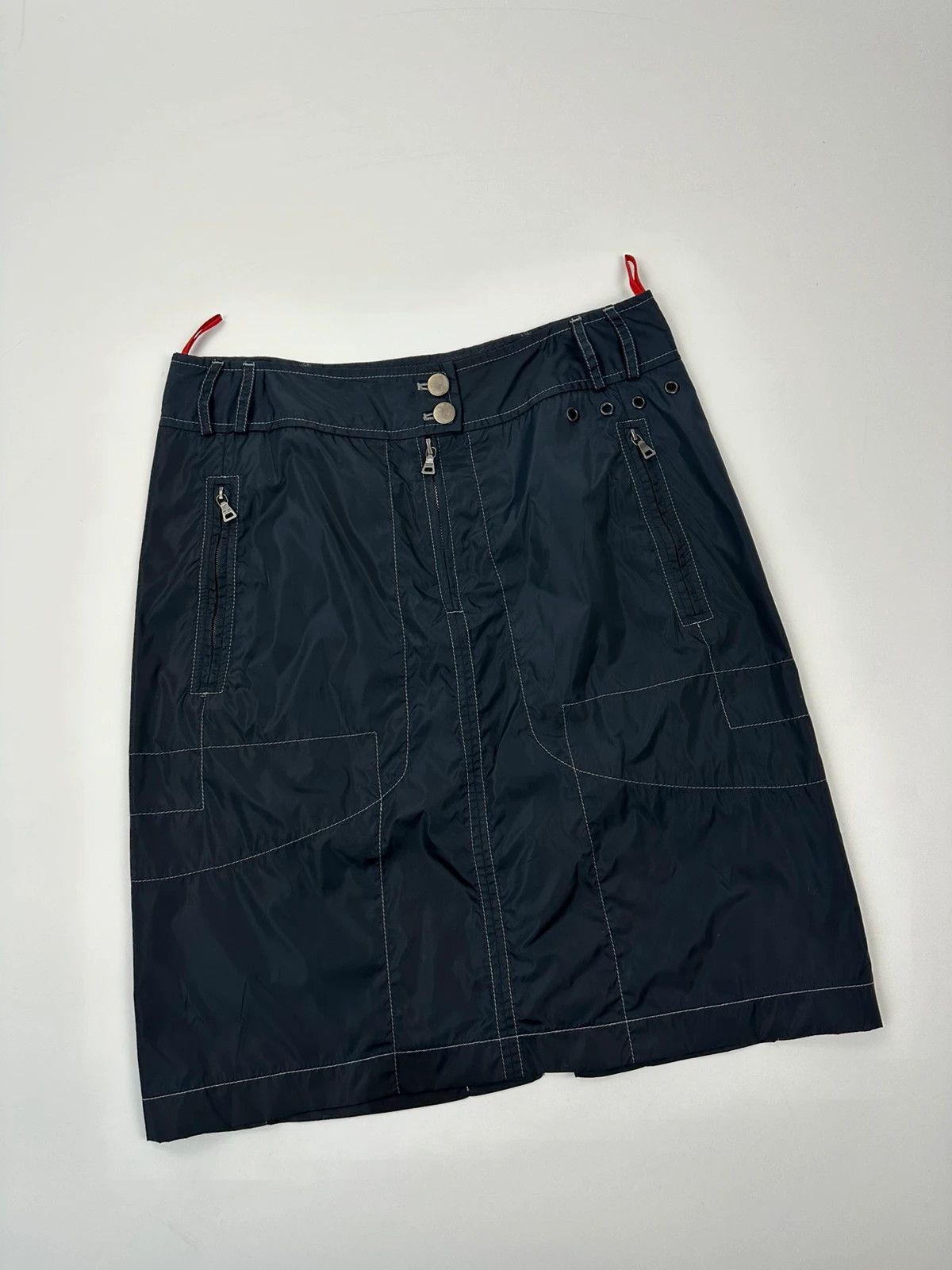 Prada Prada Sport SS03 Navy Tech Nylon Skirt Contrast Stitches Size 30" / US 8 / IT 44 - 1 Thumbnail