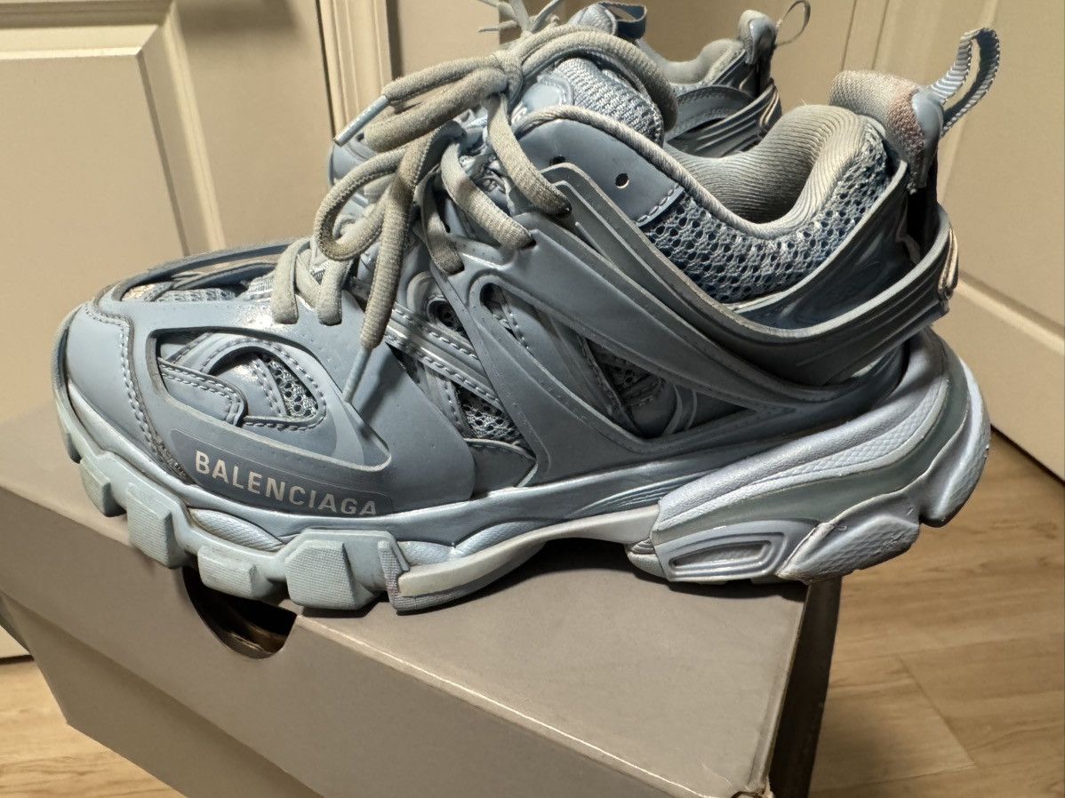 Balenciaga Womens Balenciaga Track Sneakers Size US 5 / IT 35 - 10 Thumbnail