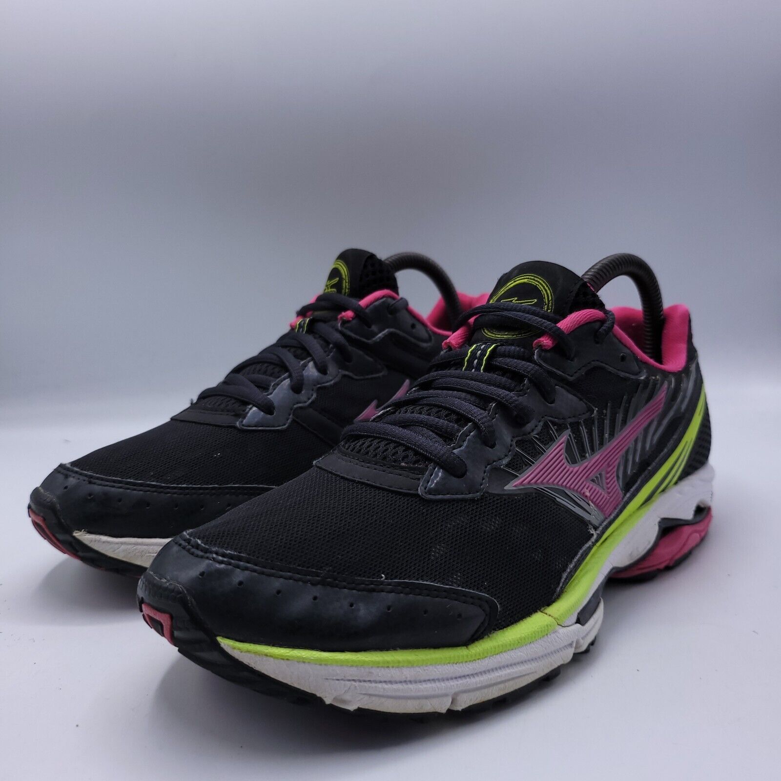Mizuno Mizuno Wave Rider 16 Shoe Womens Size 8.5 8KN-30364 Black Size US 8.5 / IT 38.5 - 1 Thumbnail