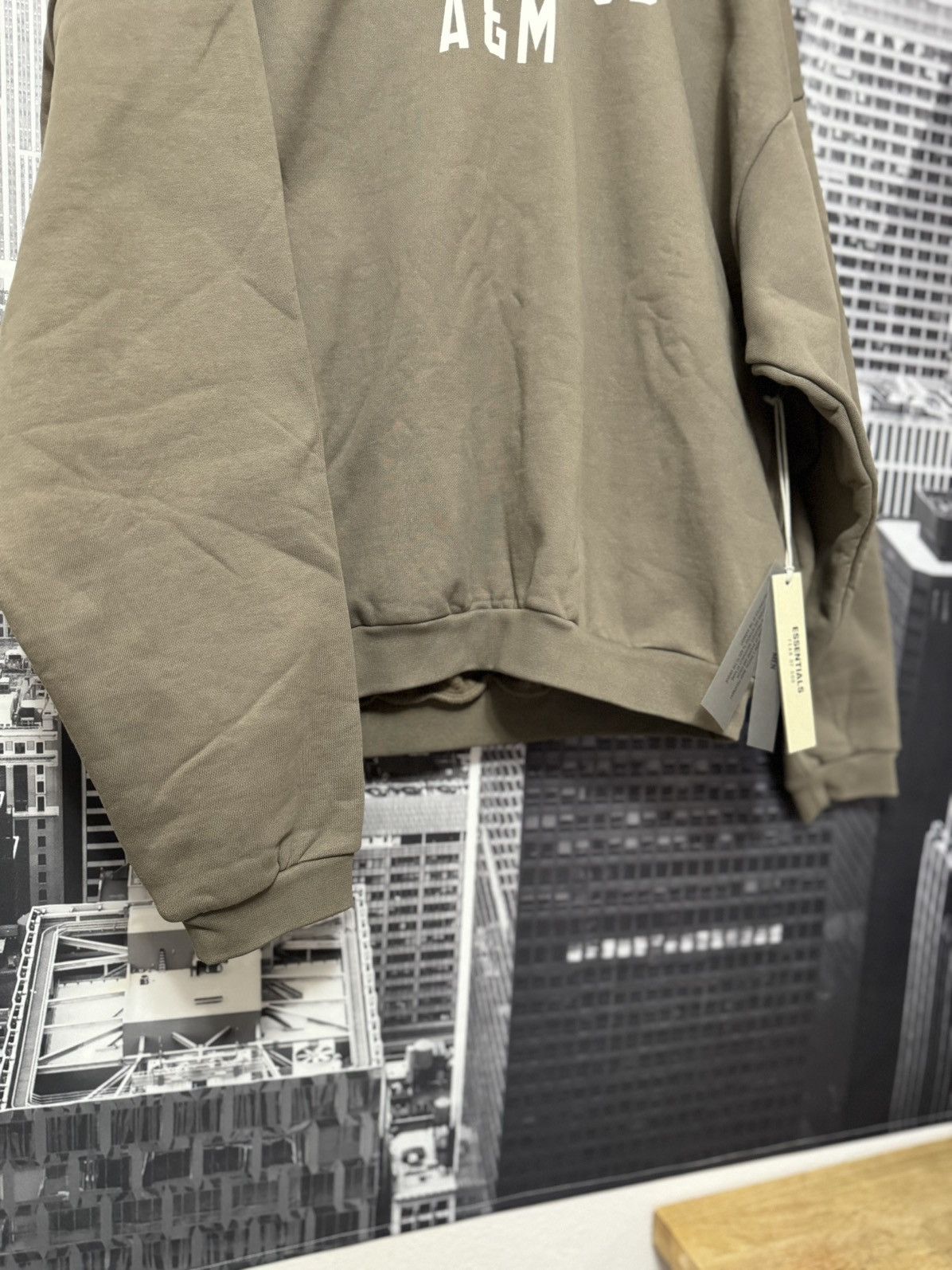 Fear of God Fear of God Essentials Heavy Fleece Hoodie Military SZ M 🔥 Size US M / EU 48-50 / 2 - 4 Thumbnail