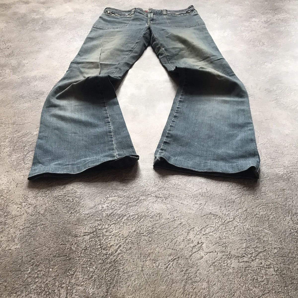 Vintage Vintage 90s Distressed Flared Jeans Low Rise Grunge Y2K 28 Size 28" / US 6 / IT 42 - 1 Thumbnail