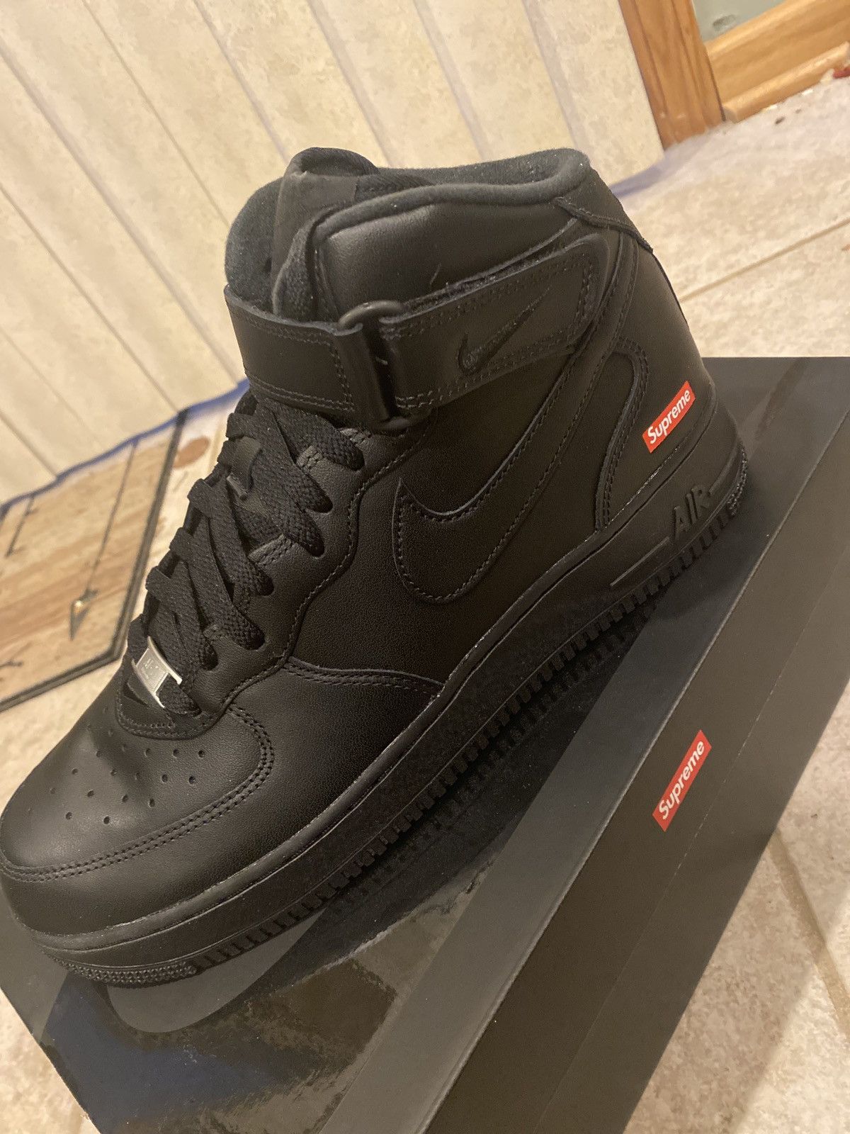 Nike × Supreme *RARE* Supreme AIR FORCE 1 MID SP “Black” | Grailed