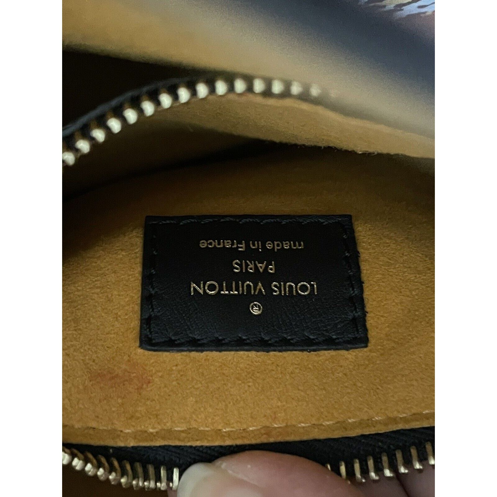 Louis Vuitton Louis Vuitton Jungle Monogram Giant NeoNoe MM Bucket Bag Size ONE SIZE - 9 Thumbnail