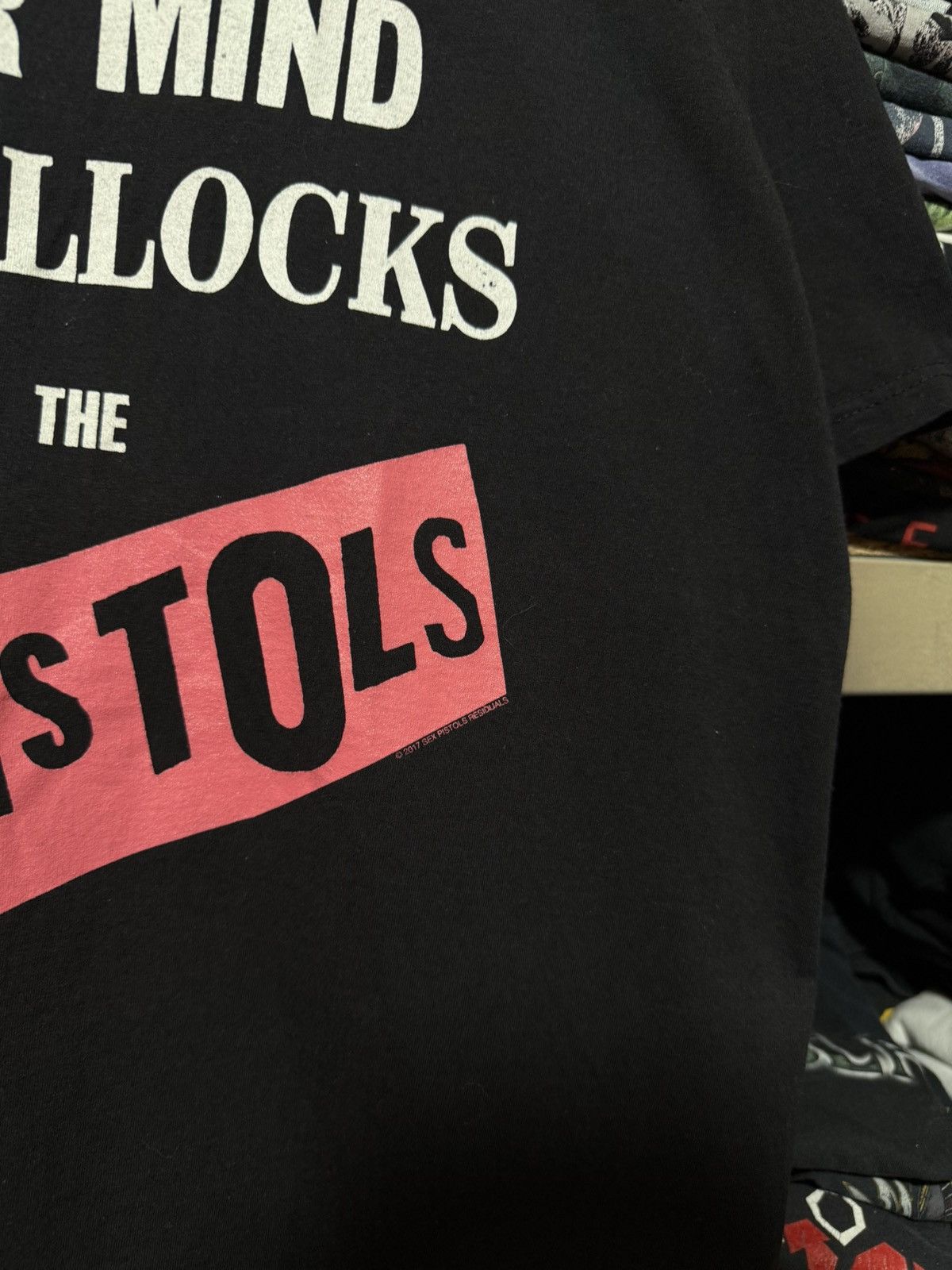 Band Tees Never Mind The Bollocks Here’s The Sex Pistols T-Shirt 2017 Size US L / EU 52-54 / 3 - 4 Thumbnail