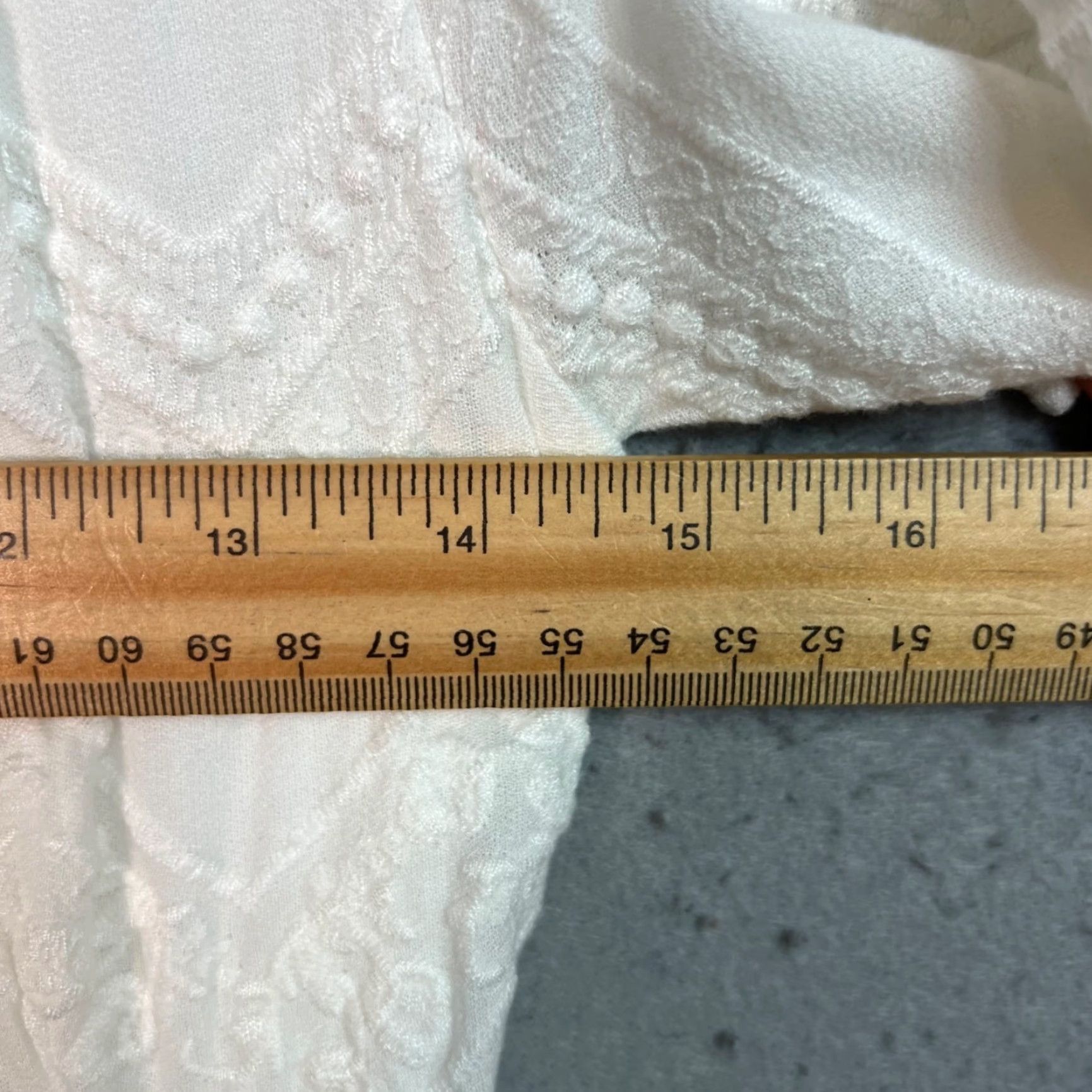 ASTR The Label VINTAGE Astr The Label Womens XS White Embroidered Tie Front Midi Dress Short Sleeves Size 26" / US 2 / IT 38 - 5 Thumbnail