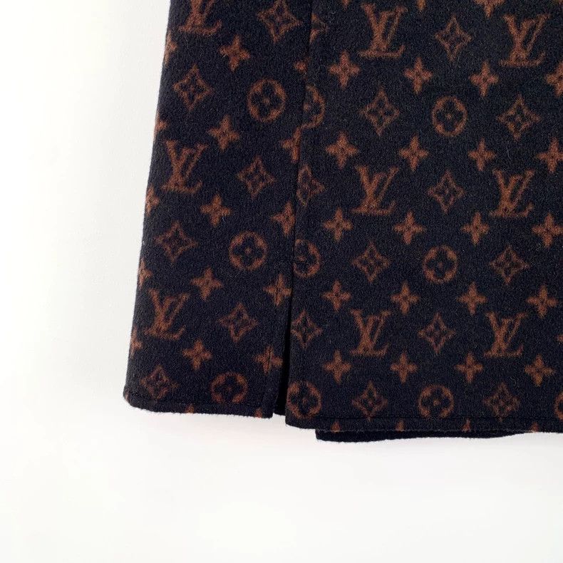 Louis Vuitton Louis Vuitton Brown presbyopic full print skirt Size 33" - 4 Thumbnail
