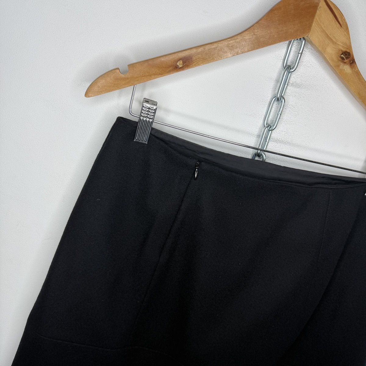 Miu Miu Miu Miu Mini Wool Skirt Black Size 28" / US 6 / IT 42 - 8 Thumbnail