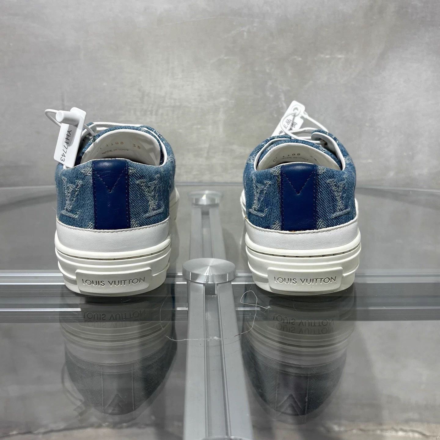 Louis Vuitton LV Stellar Denim Sneakers EU38 YH17743 Size US 7 / IT 37 - 6 Thumbnail