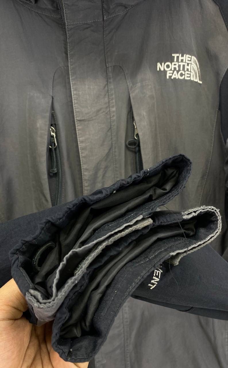 The North Face Vintage The North Face HyVent Light Jacket Size US S / EU 44-46 / 1 - 19 Thumbnail