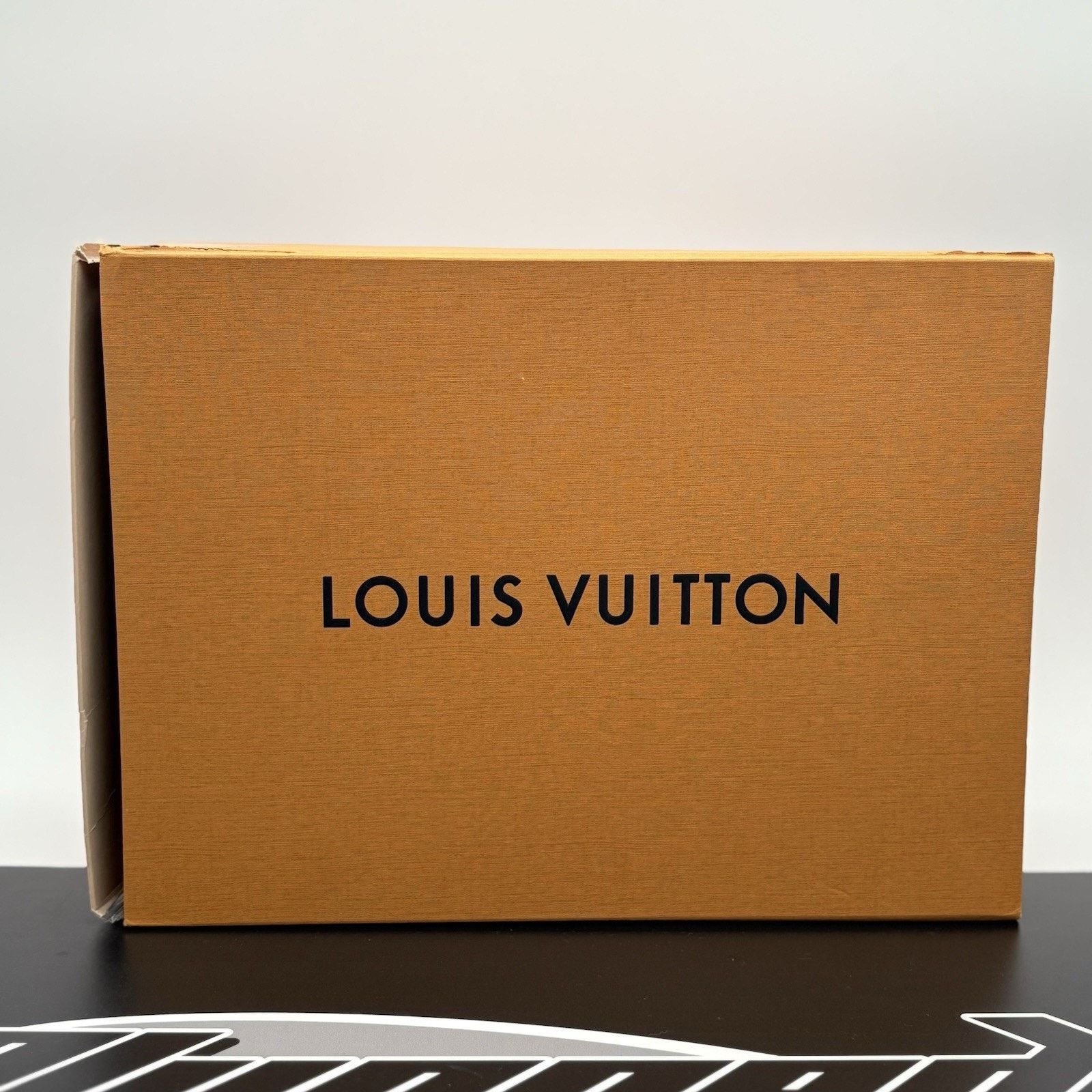 Louis Vuitton Louis Vuitton x Virgil Trainer SS19 Size US 11.5 / EU 44-45 - 15 Thumbnail