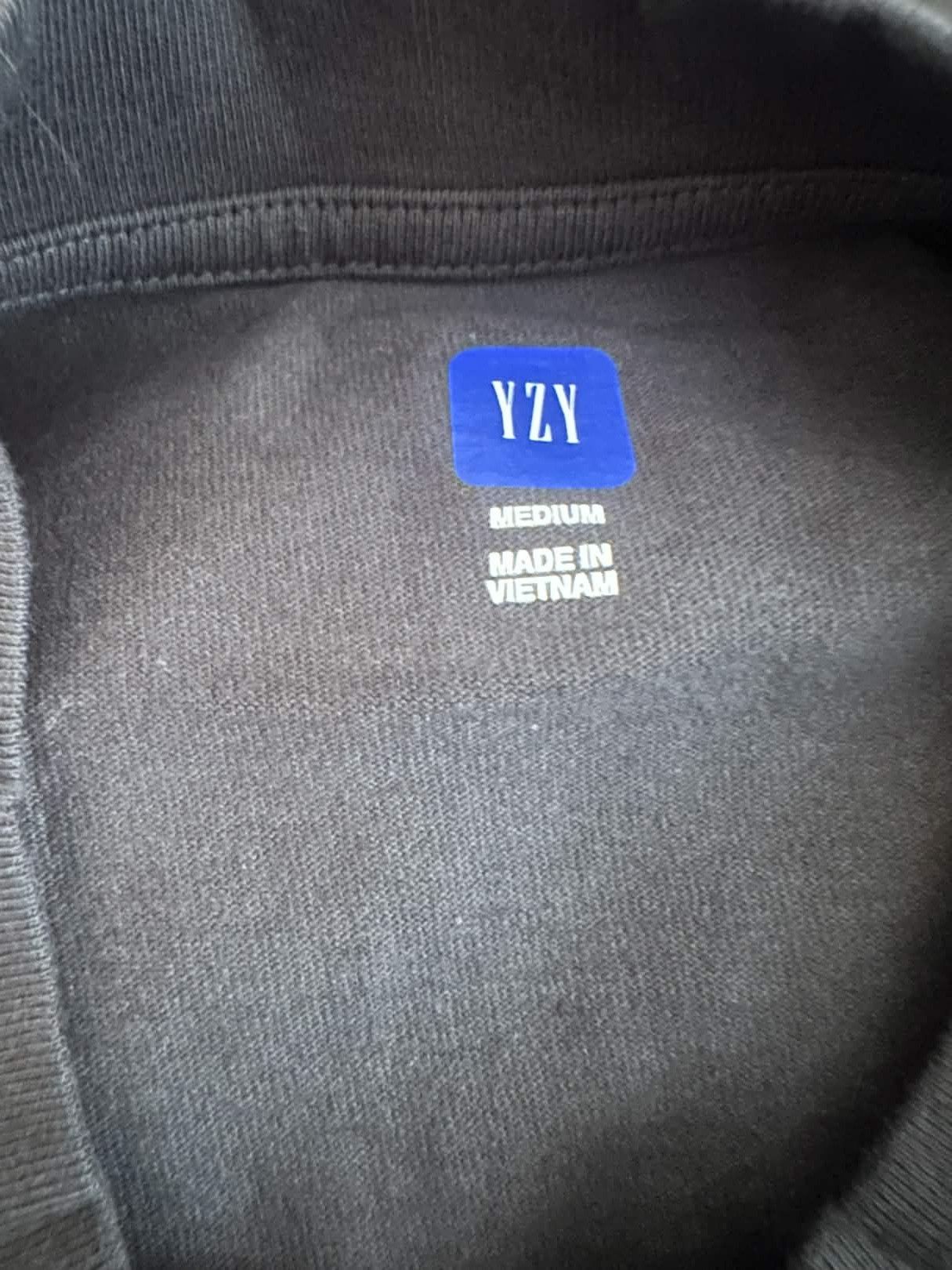 Balenciaga × Gap × Yeezy BLACK LONGSLEEVE Size US M / EU 48-50 / 2 - 2 Thumbnail
