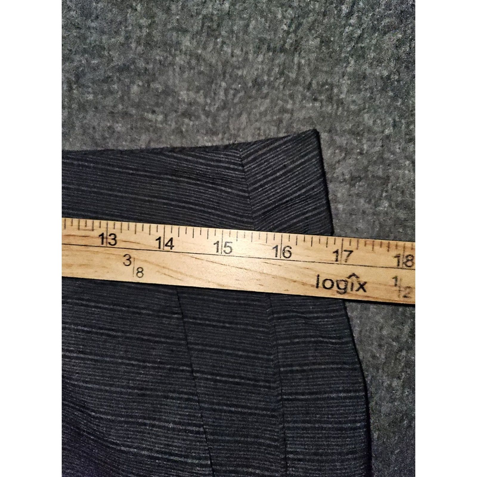 Hang Ten Hang Ten Board Shorts Men's 32 Gray Striped Low Rise Zip Pockets Beach Size US 32 / EU 48 - 4 Thumbnail