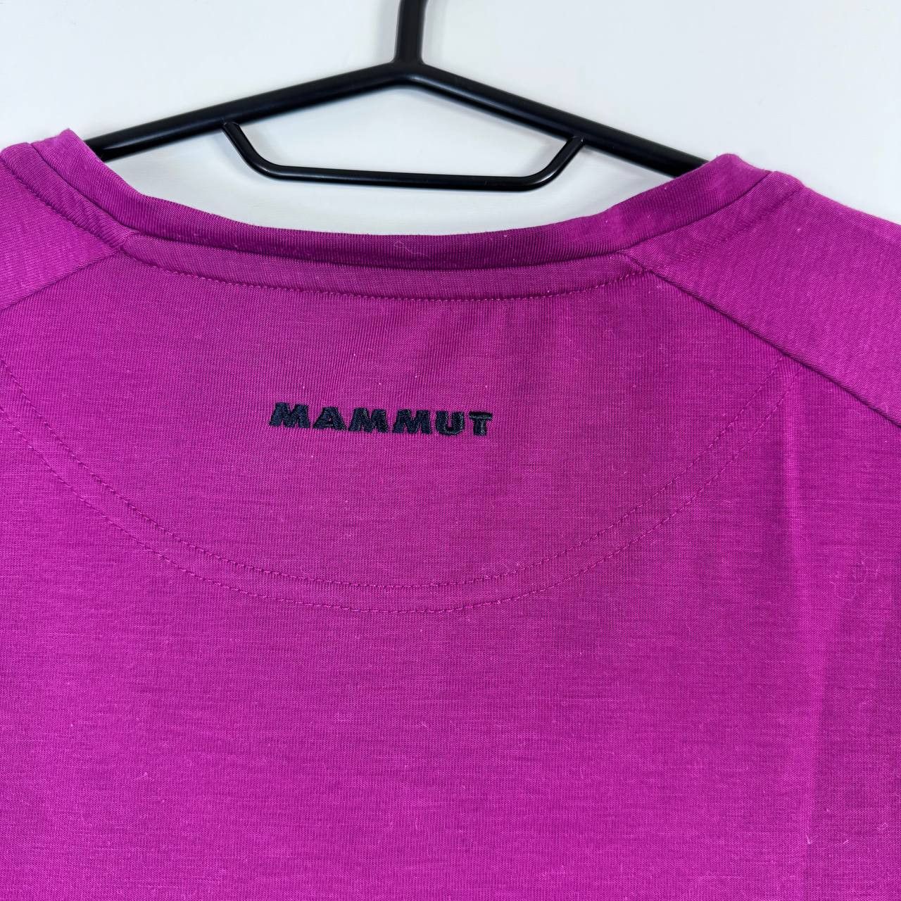 Mammut Mammut Womens V Neck T Shirt Pink Outdoor Graphic Size S Size S / US 4 / IT 40 - 7 Thumbnail