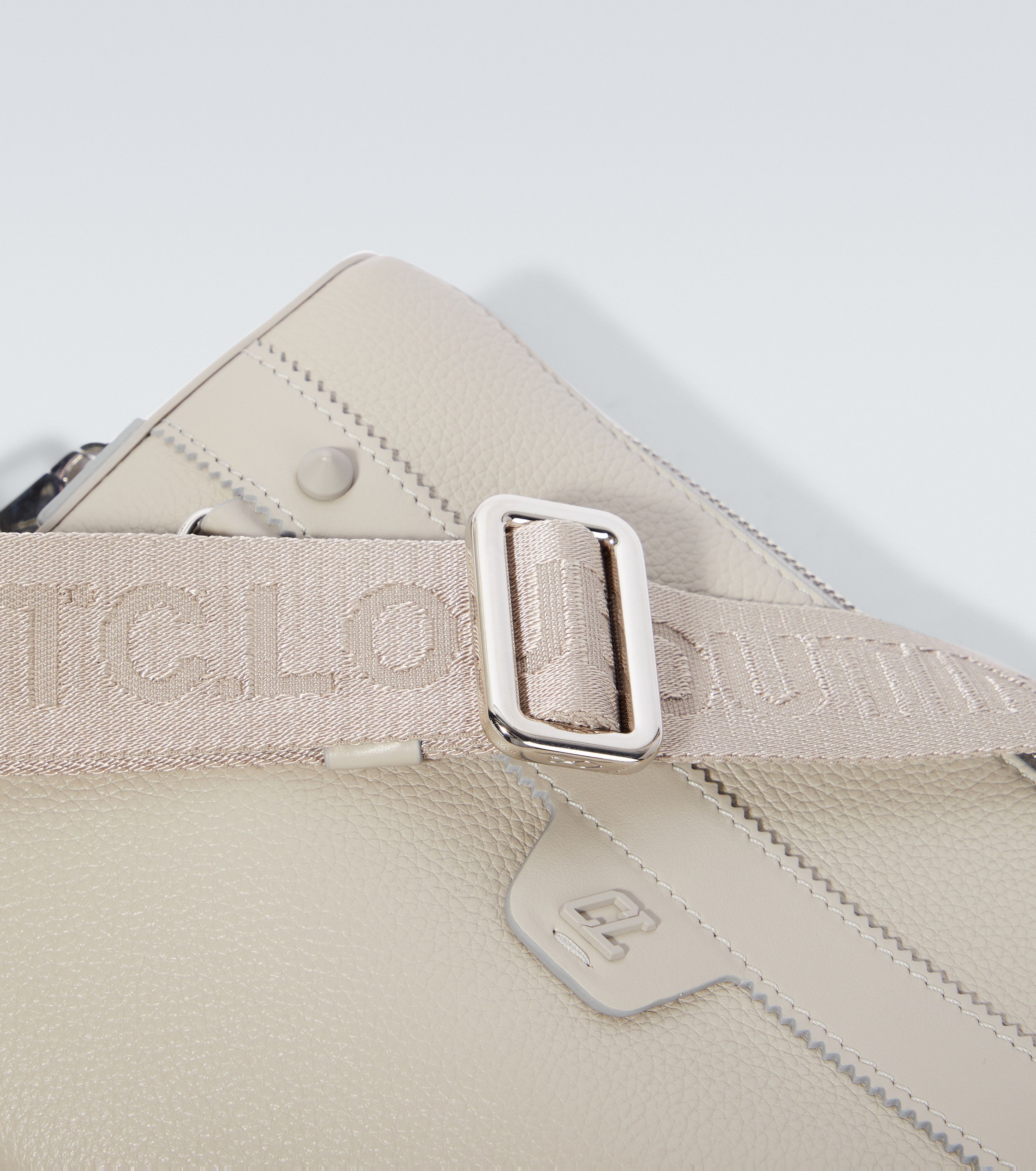 Christian Louboutin oc11z0525 Ruisbuddy Calf Empire in Beige Size ONE SIZE - 4 Thumbnail
