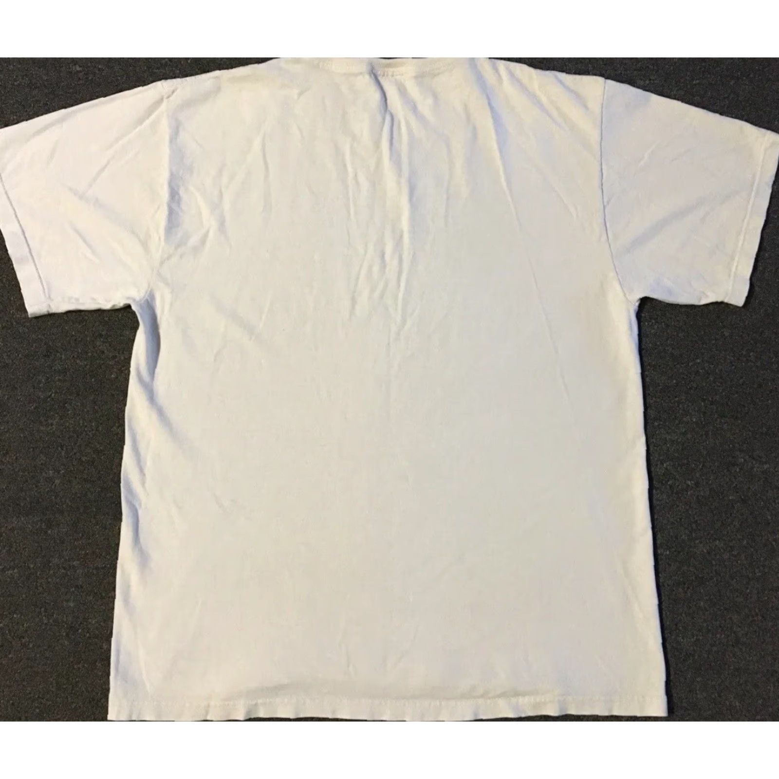 Nike VINTAGE Nike Faded Big Center Swoosh Shirt M 90s Hip Hop Grunge White Mens shirt Size US M / EU 48-50 / 2 - 5 Thumbnail