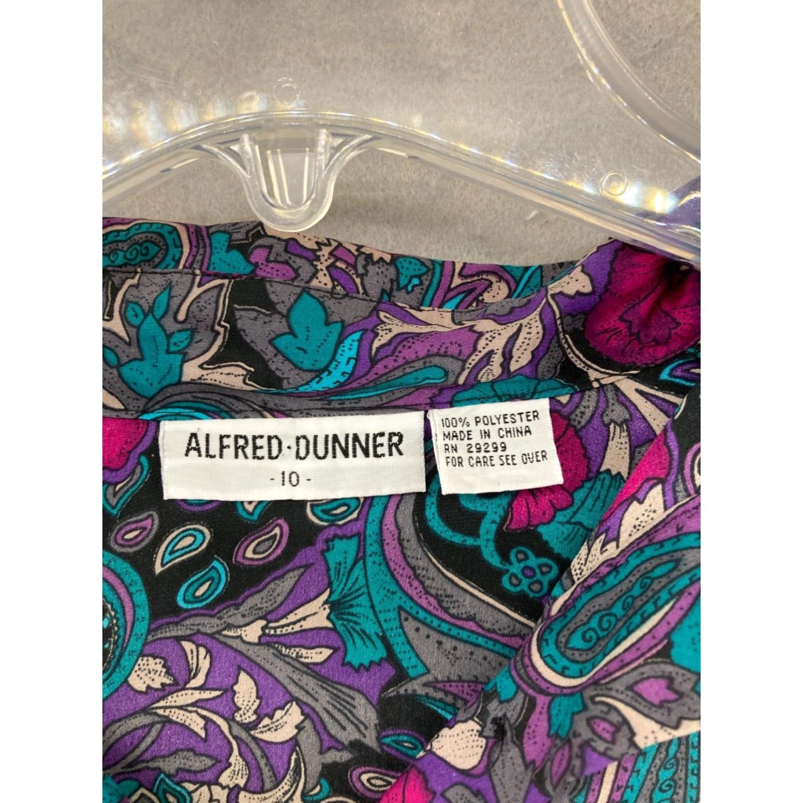 Vintage Alfred Dunner Womens Shirt 10 Vintage Purple Paisley Pullover Shoulder Pad Shirt Adult 10 Purple Paisley 80s 90s Womens Size L / US 10 / IT 46 - 5 Thumbnail
