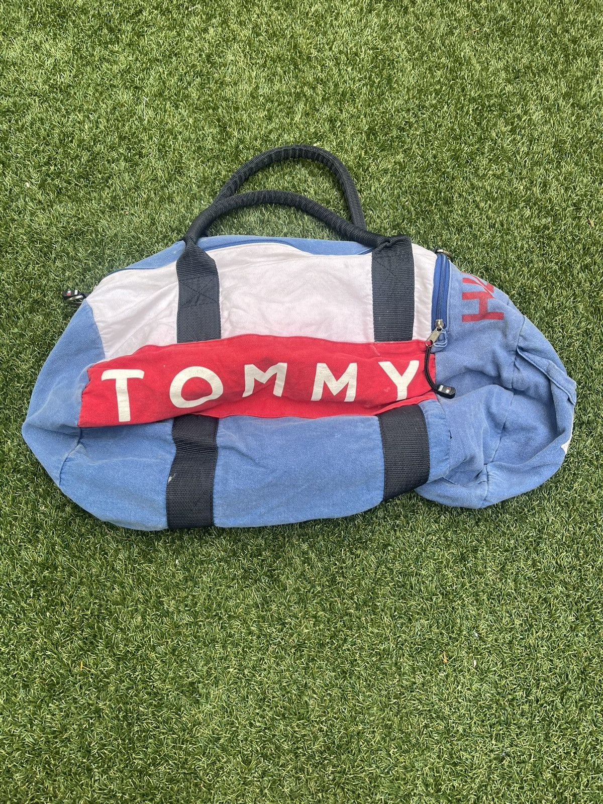 VTG 90S Tommy Hilfiger Duffle / Tote Bag in Blue, Men's