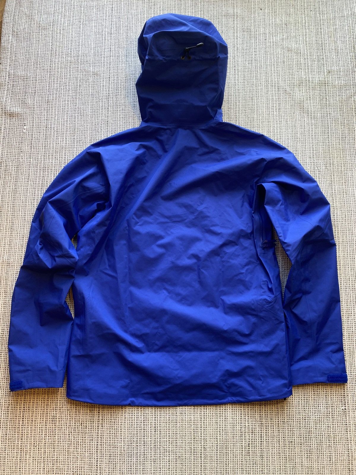 Arc'teryx Arc’teryx Beta SL Jacket Men's Vitality II Size US L / EU 52-54 / 3 - 14 Thumbnail