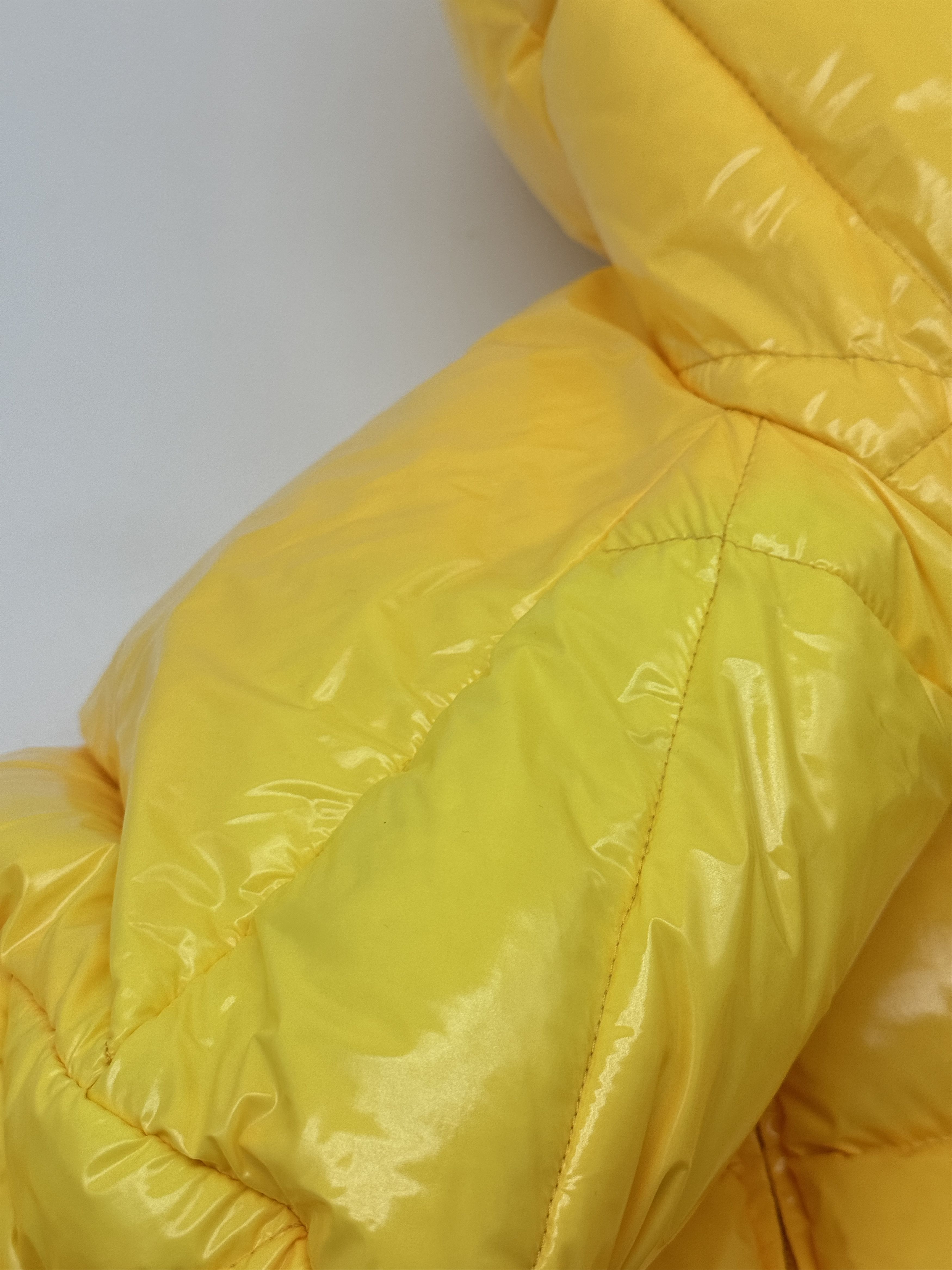Prada 8 US Prada Yellow Triangle-Quilted Puffer Down Jacket Nylon Size M / US 6-8 / IT 42-44 - 13 Thumbnail