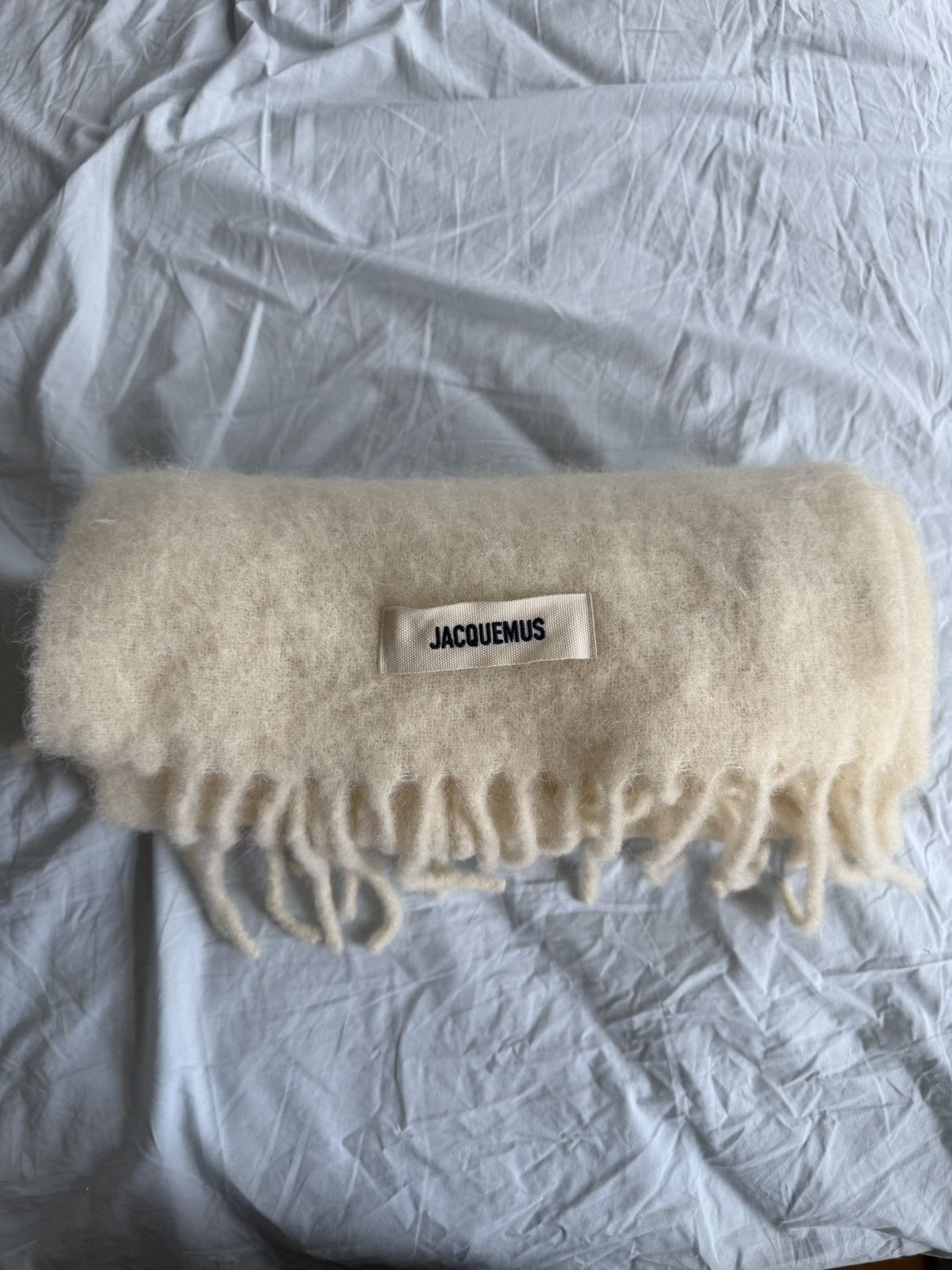 Jacquemus Jacquemus Off-White La Casa “The Carro Scarf” Size ONE SIZE - 4 Thumbnail