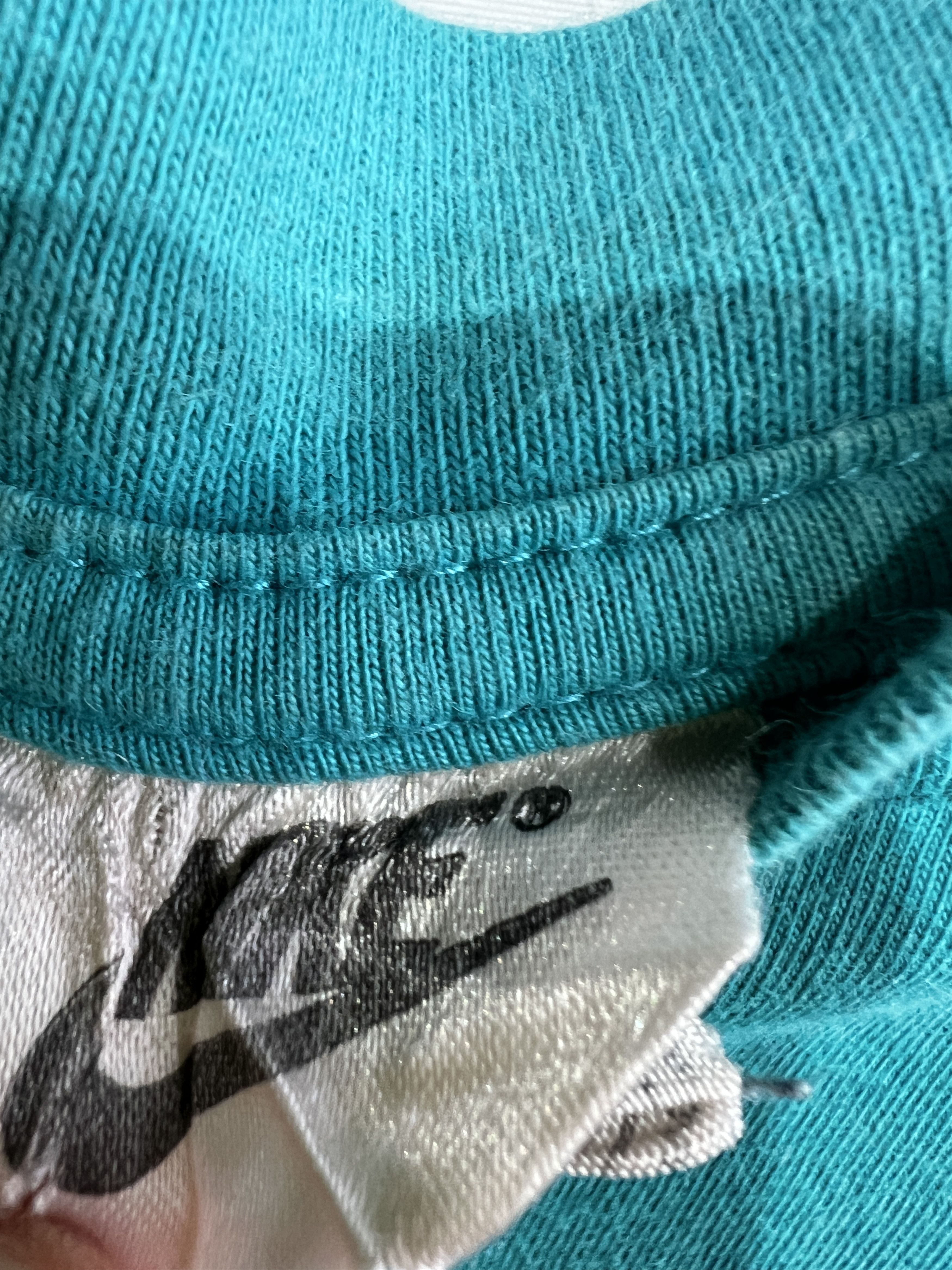 Nike × Vintage Vintage 90s Nike big logo t shirt tee 90s Size US L / EU 52-54 / 3 - 2 Thumbnail