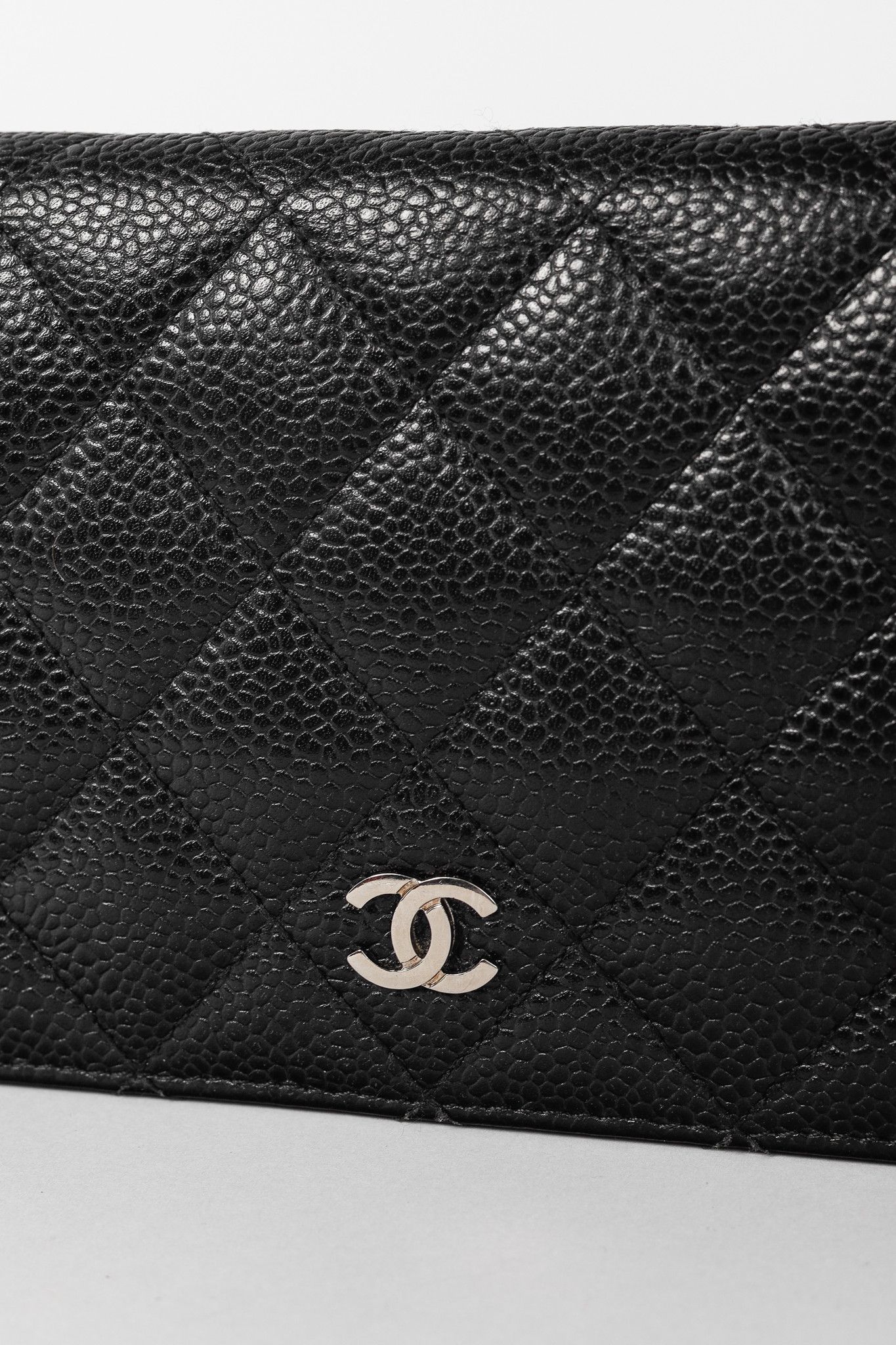 Chanel Chanel Black Caviar Leather Quited L-Yen Wallet Size ONE SIZE - 6 Thumbnail