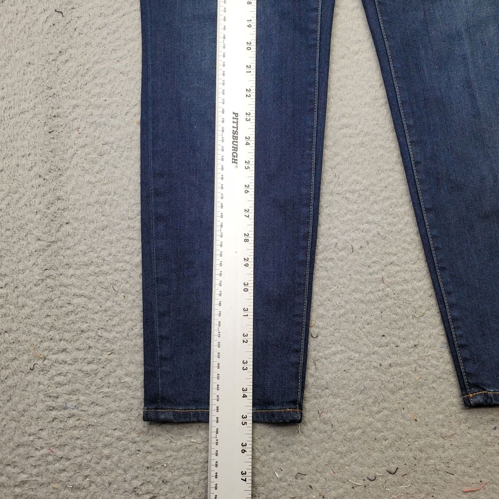 Talbots Talbots Signature Ankle Jeans Womens 10P Blue Denim Whiskered Straight Leg Jeans, Petites, 5-Pocket, Cotton Denim, Regular Fit, Inseam 26.5" Size 32" / US 10 / IT 46 - 3 Thumbnail