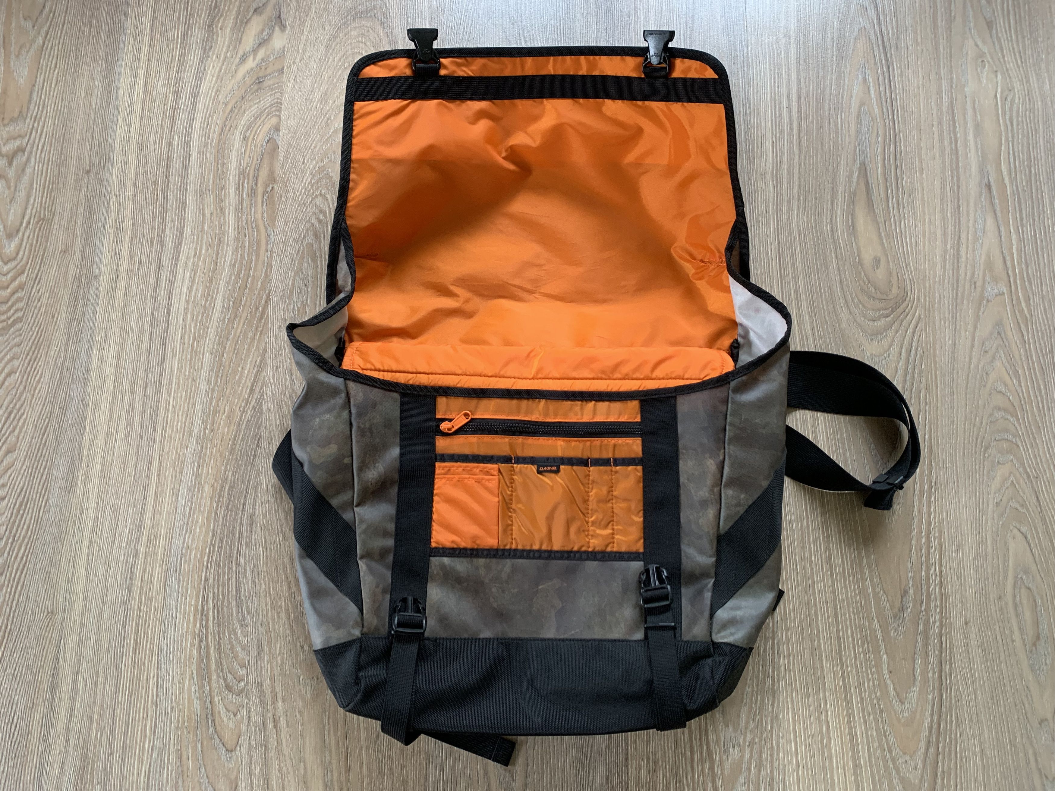 Dakine Dakine Granville Messenger Bag Camo Laptop Shoulder Bag Size ONE SIZE - 4 Thumbnail