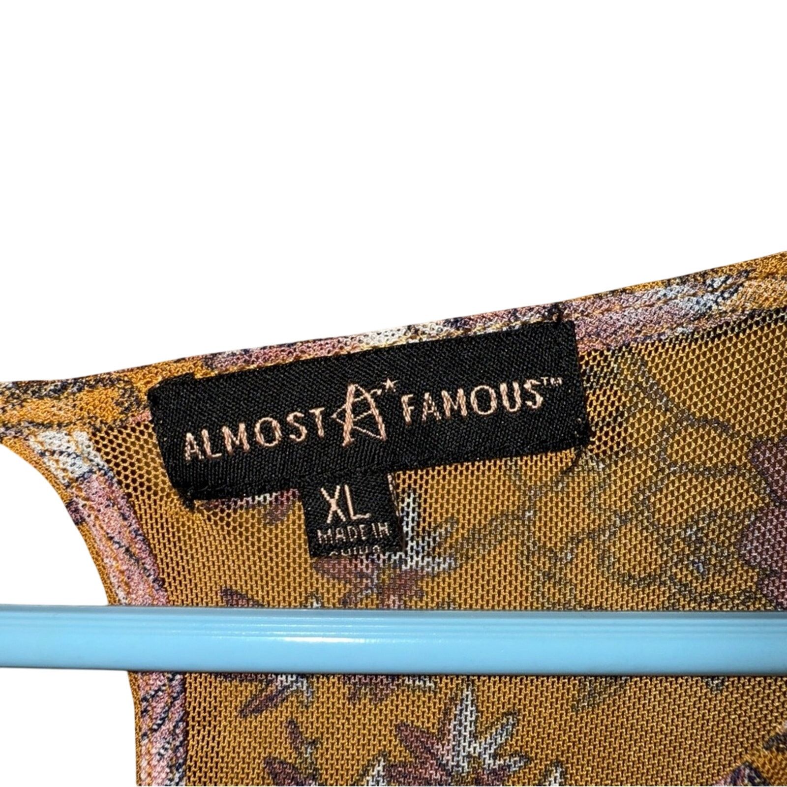 Almost Famous Almost Famous Floral Women's Top - Mustard Size XL Size XL / US 12-14 / IT 48-50 - 3 Thumbnail