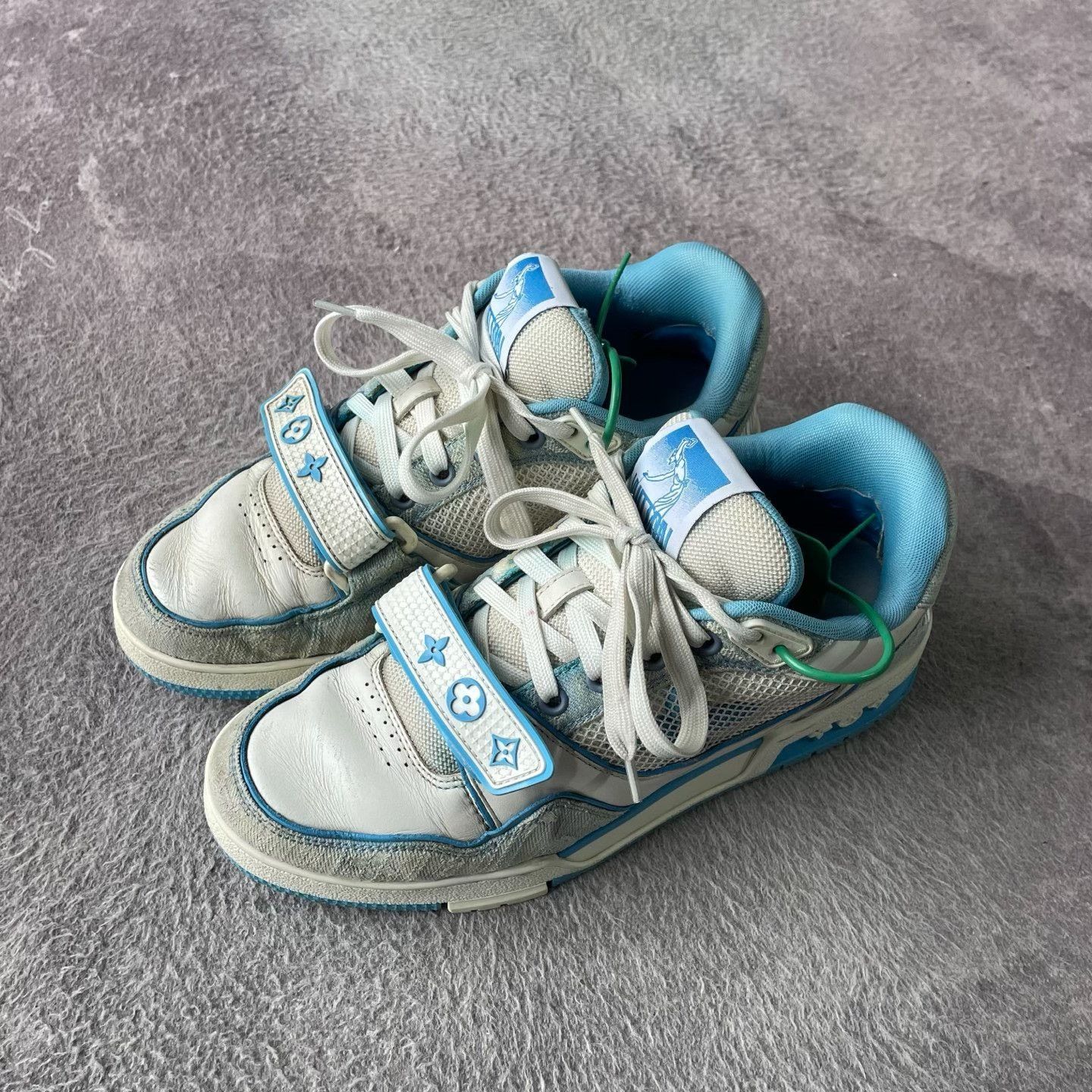 Louis Vuitton Louis Vuitton Training Blue Lowtop Sneakers 40 Men Size US 7.5 / EU 40-41 - 1 Thumbnail