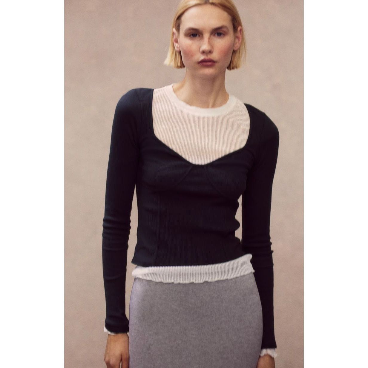 H&M H&M Dark Gray Corset Style Ribbed Long Sleeve Top Size S / US 4 / IT 40 - 3 Thumbnail