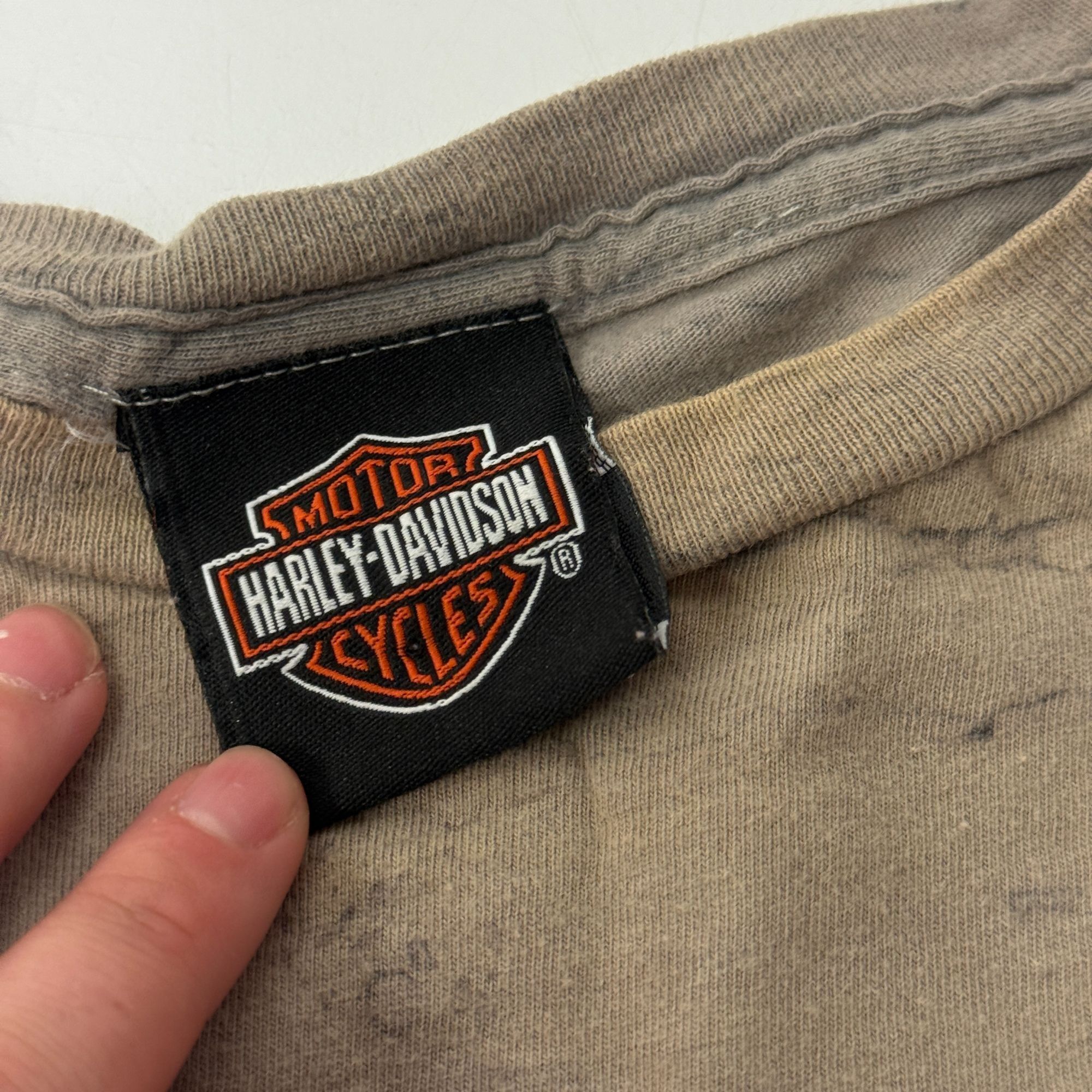 Harley Davidson H-D Surdyke MI CATTLE DRIVE WOLF In The MIST Biker T Shirt L Size US L / EU 52-54 / 3 - 5 Thumbnail